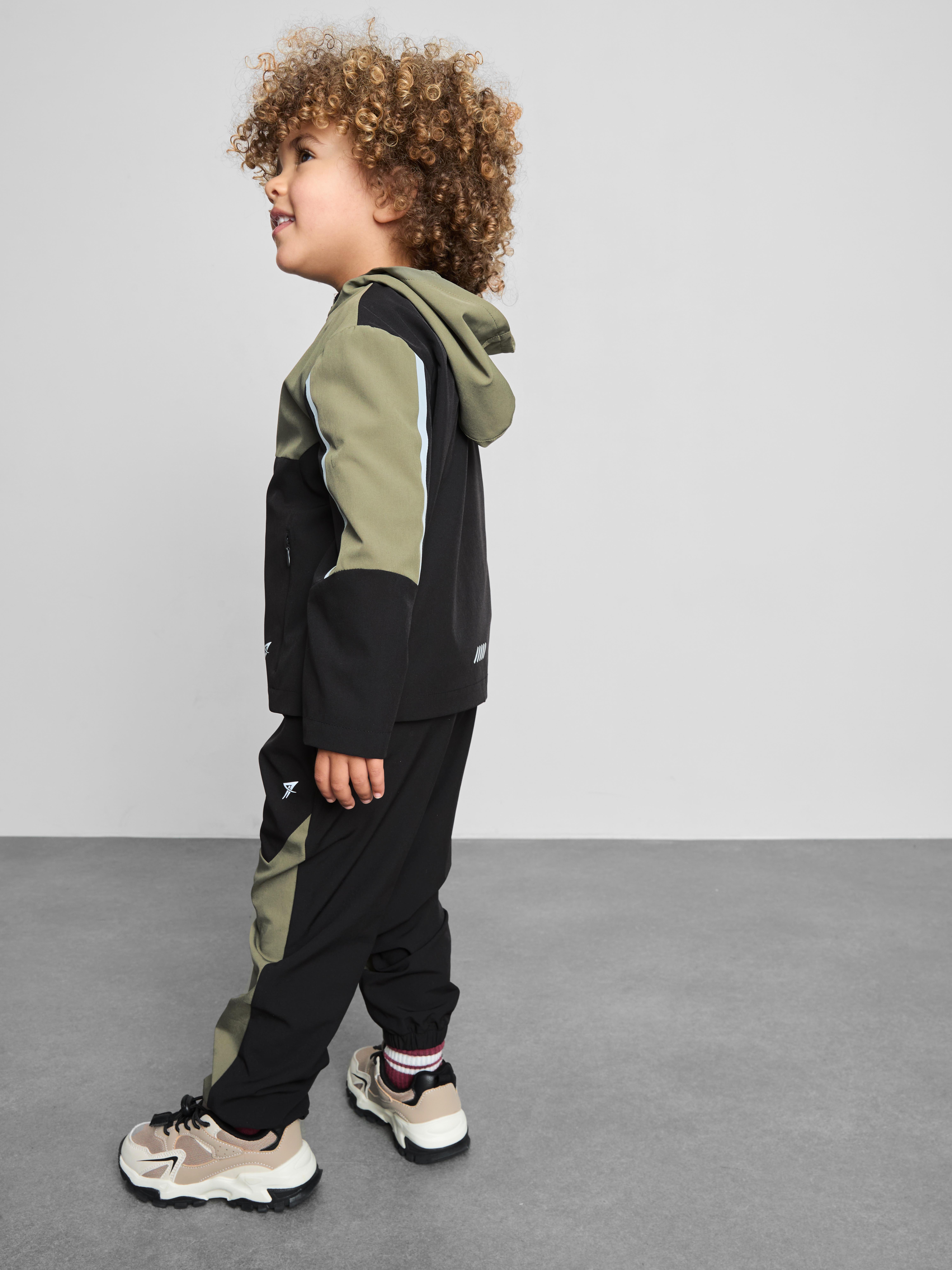 1 - 9 ani | Set sport cu jachetă și pantaloni casual