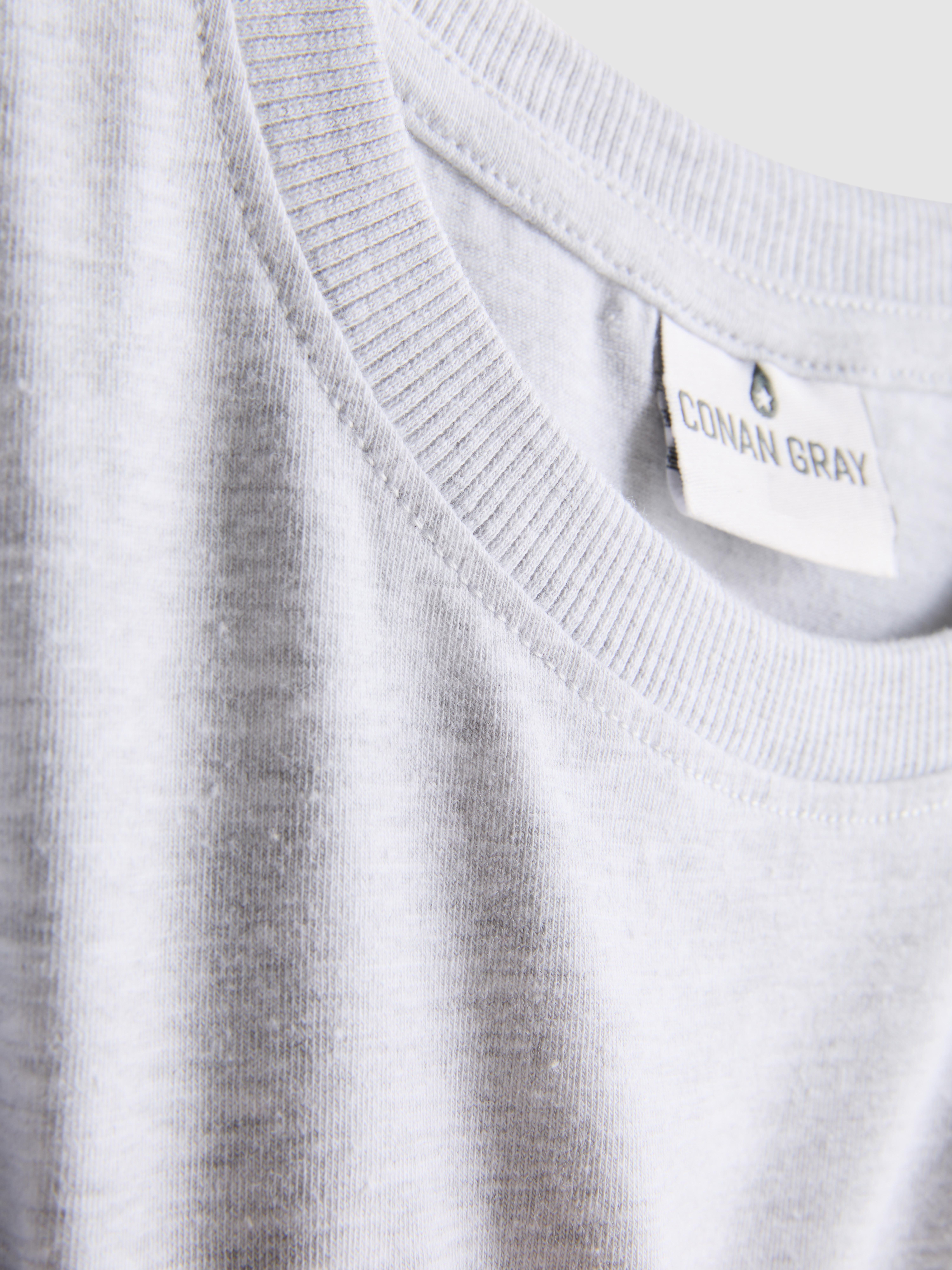 „Conan Gray“ T-Shirt mit hohem Baumwollanteil