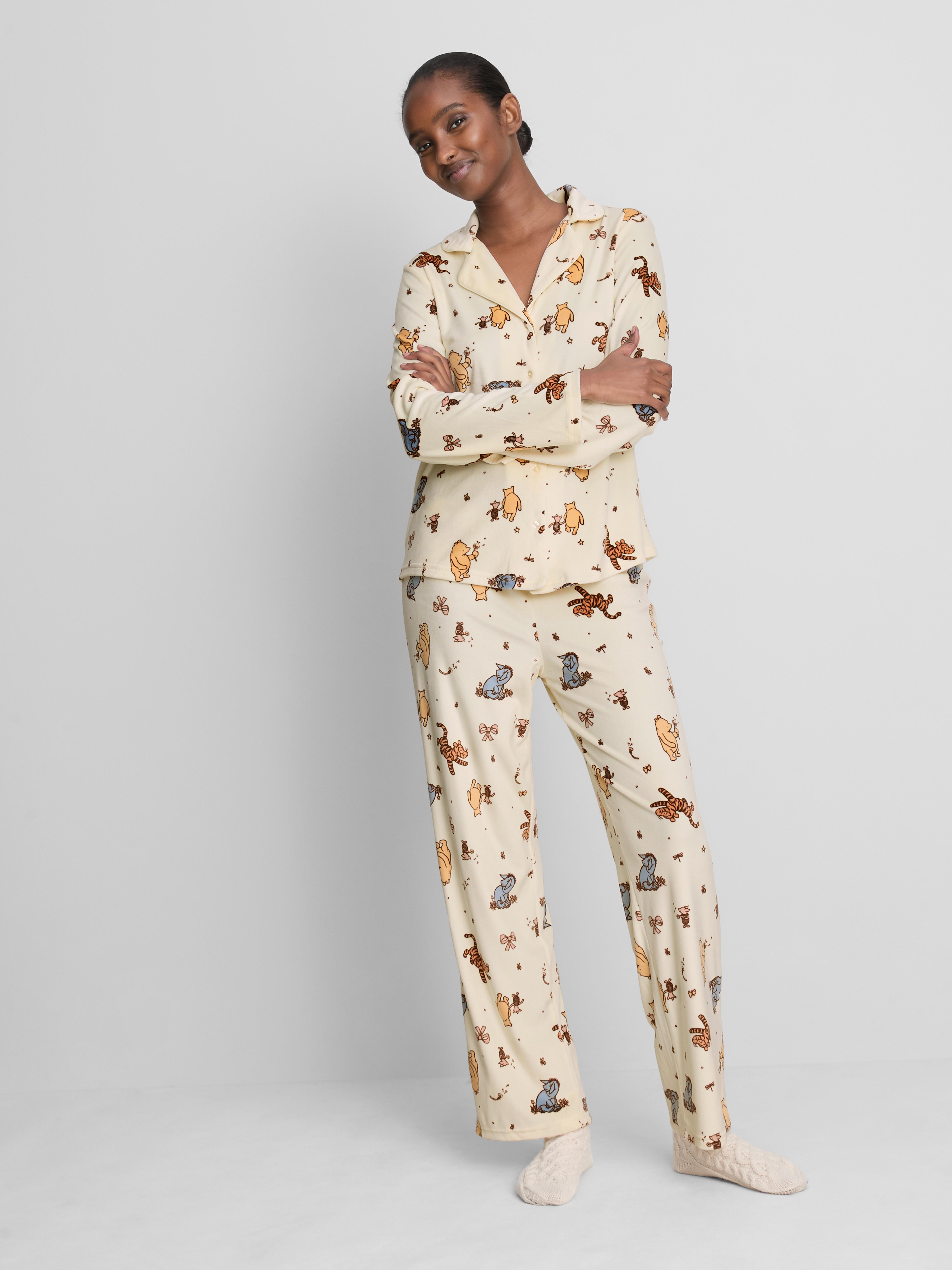 Disney's Winnie the Pooh Graphic Boyfriend Pajamas