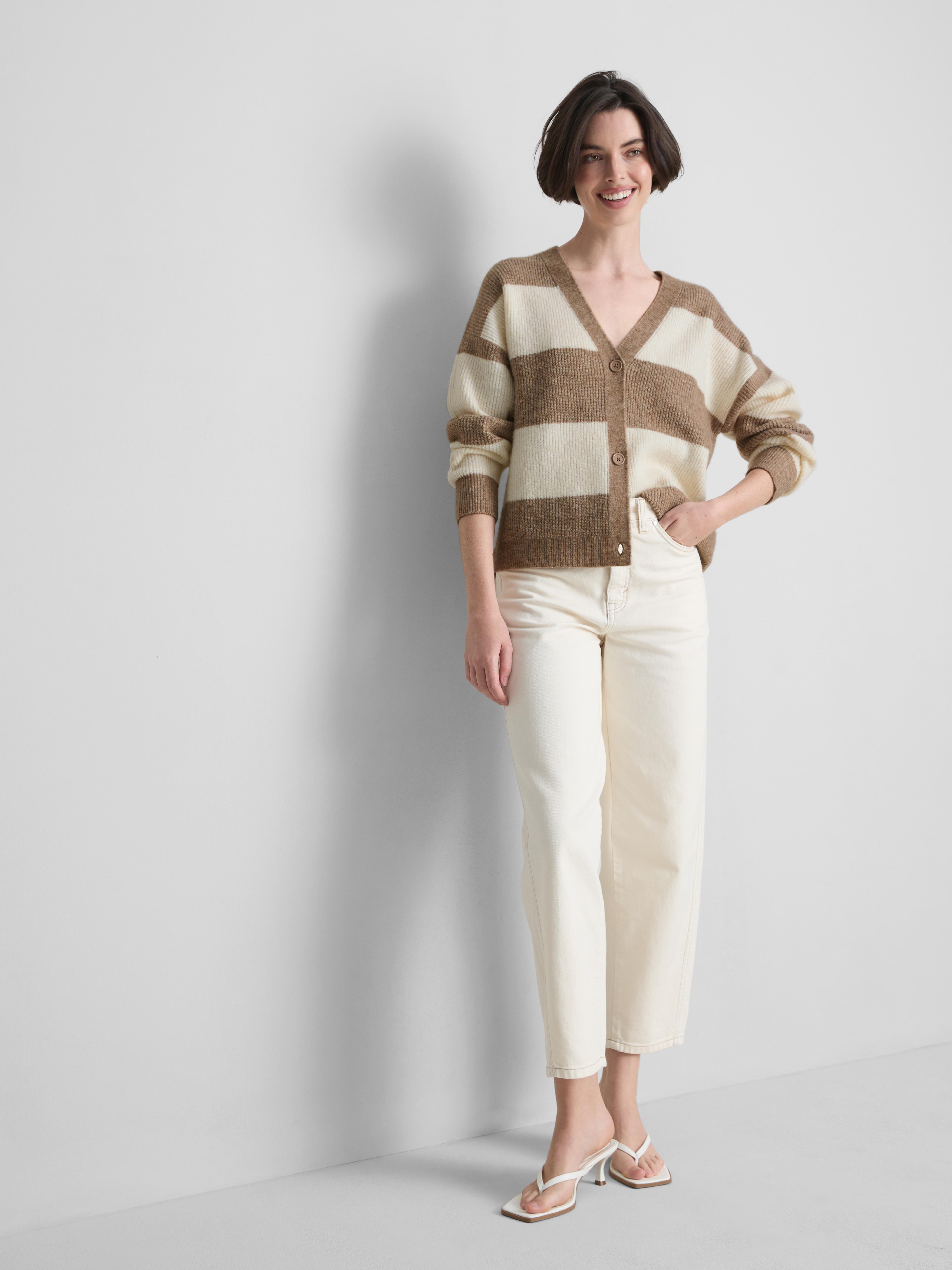Zacht geribd vest met V-hals Havermoutkleurig