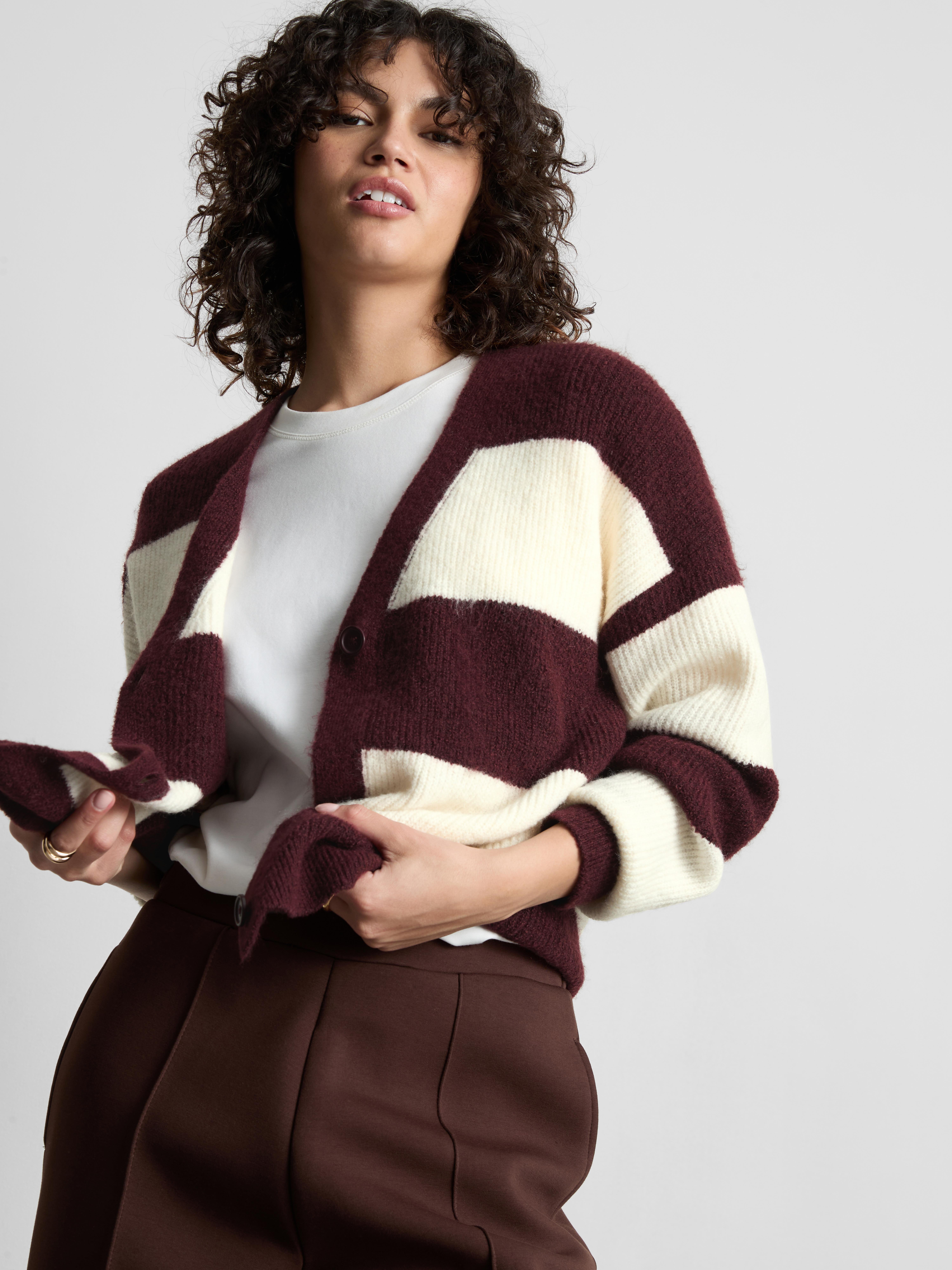 Gilet côtelé doux à col en V