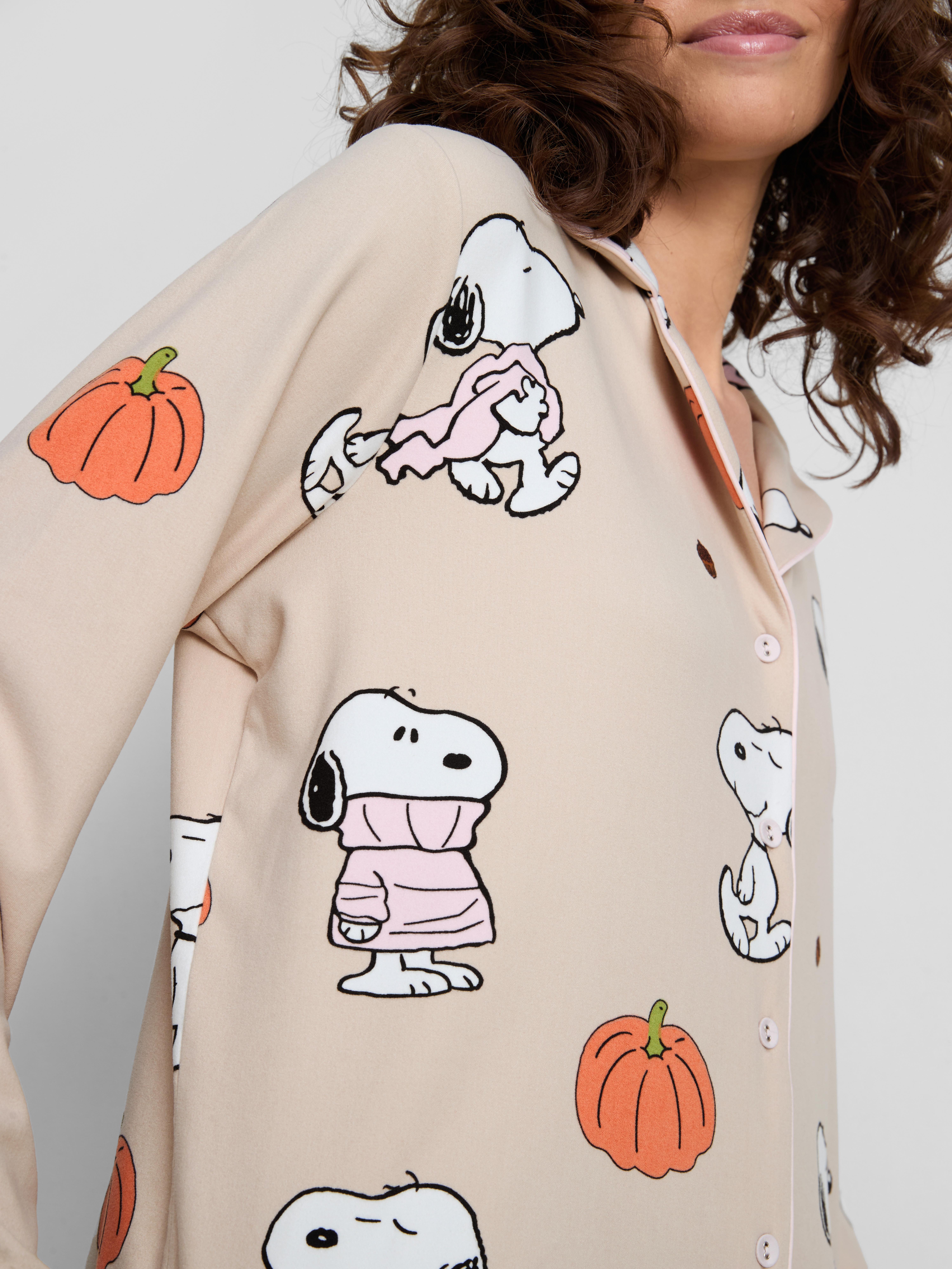 Snoopy Mink-Like Graphic Boyfriend Pajamas