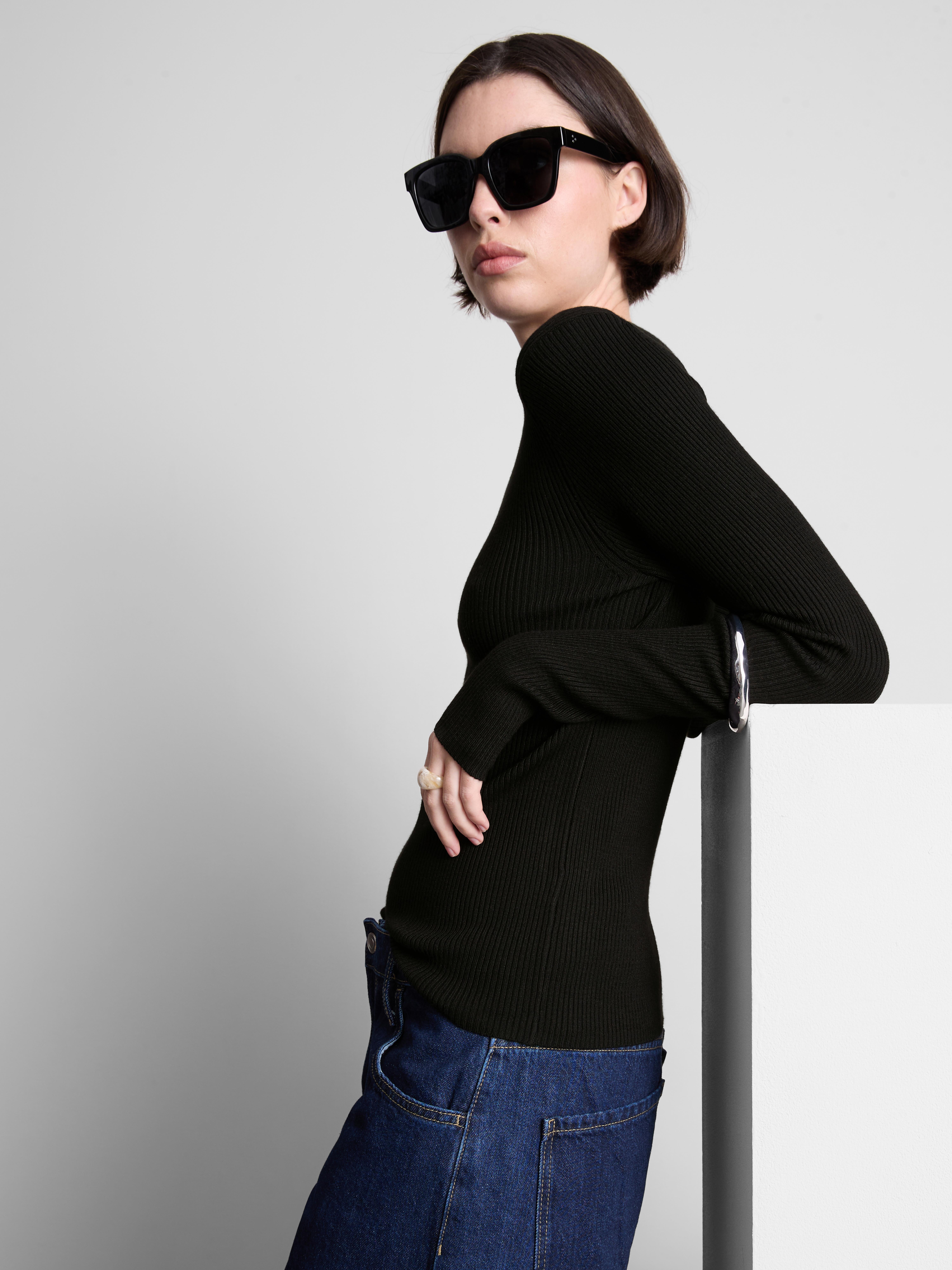 Ribbed Crew Neck Sweater