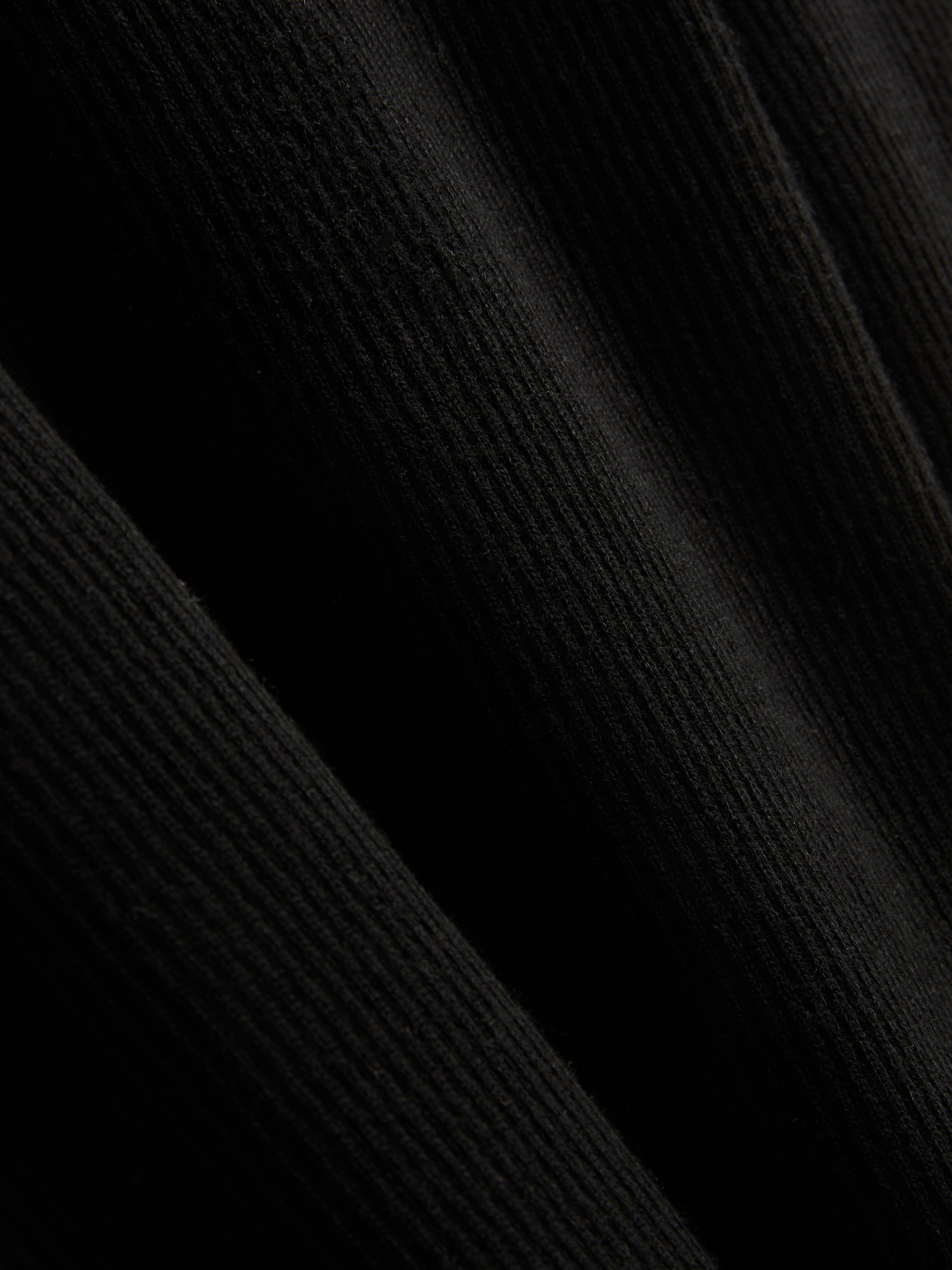 Ribbed Crew Neck Sweater