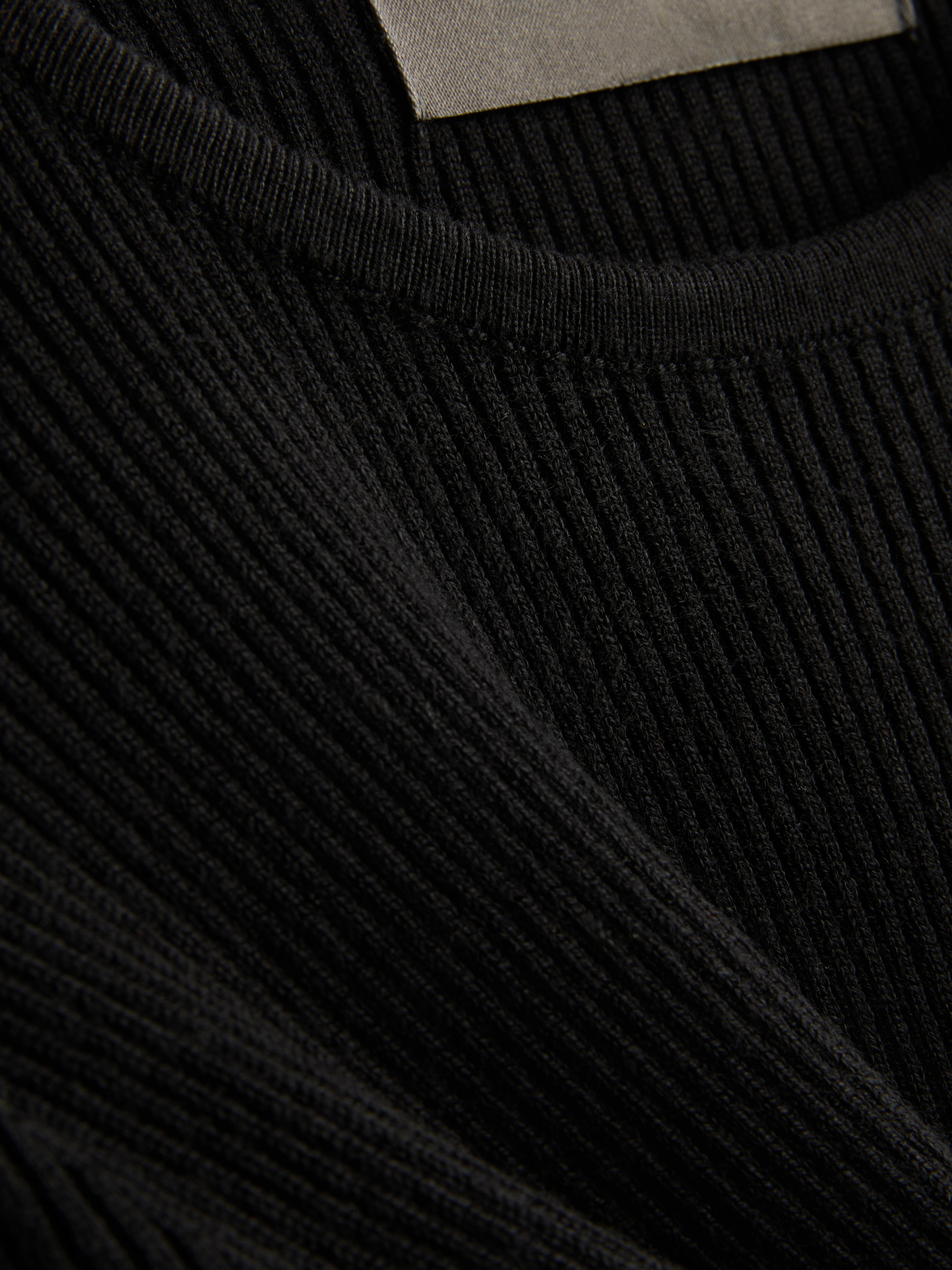 Ribbed Crew Neck Sweater
