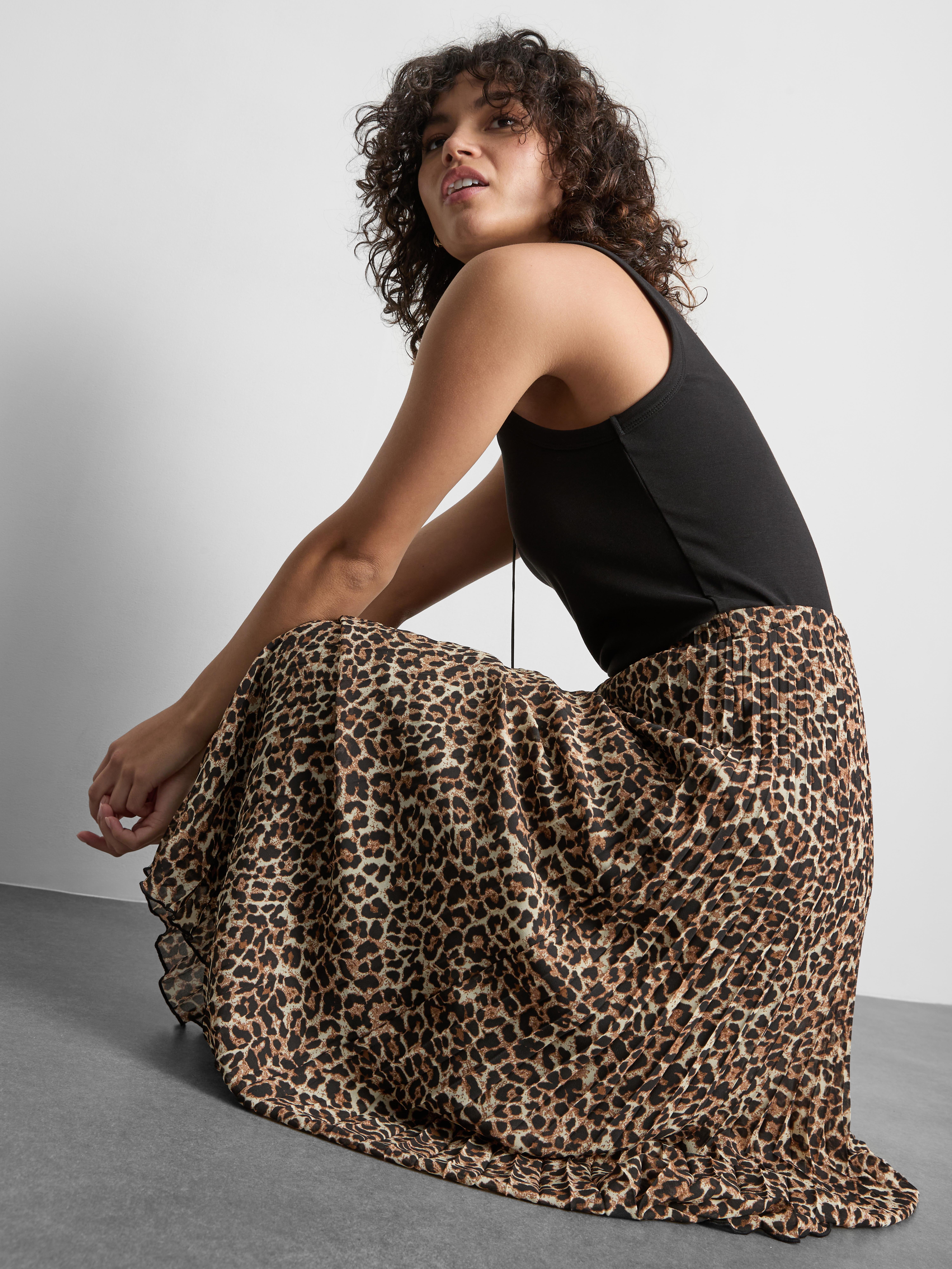 Pleated Chiffon Midi Skirt