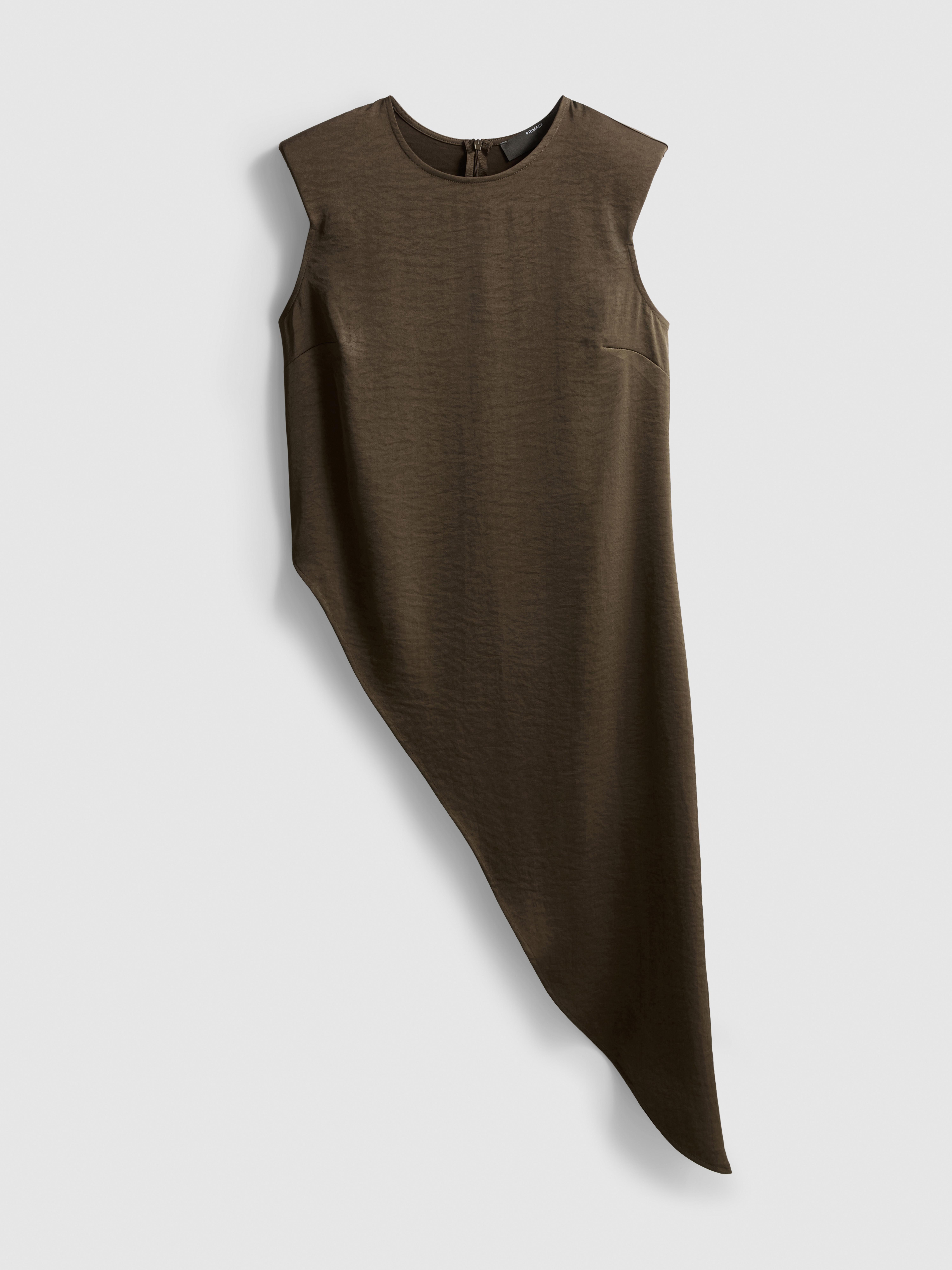 Haut asymétrique en satin texturé
