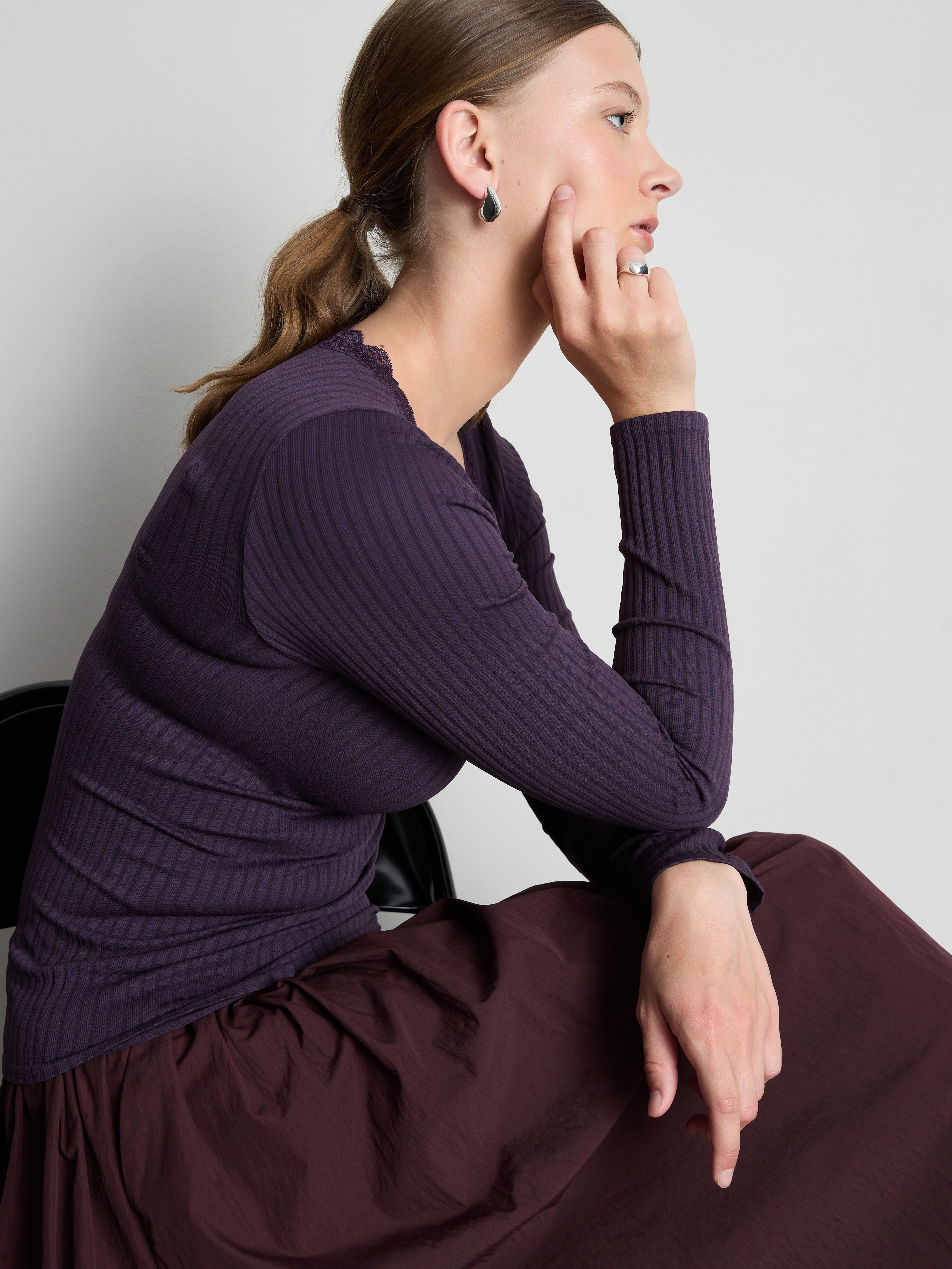 Ribbed Long-Sleeve Squareneck Top