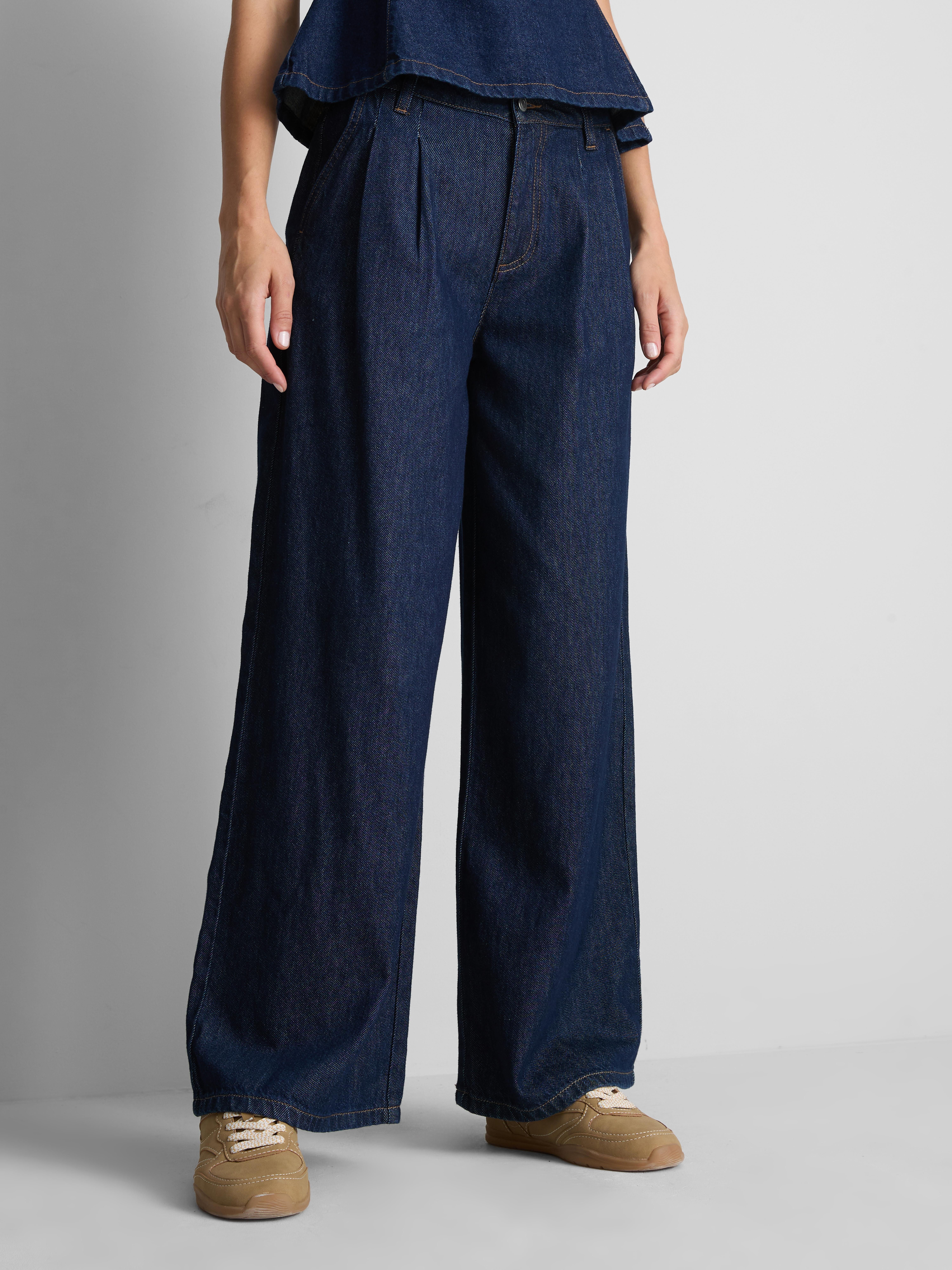 Paula Echevarría Pleat-Front Wide-Leg Jeans