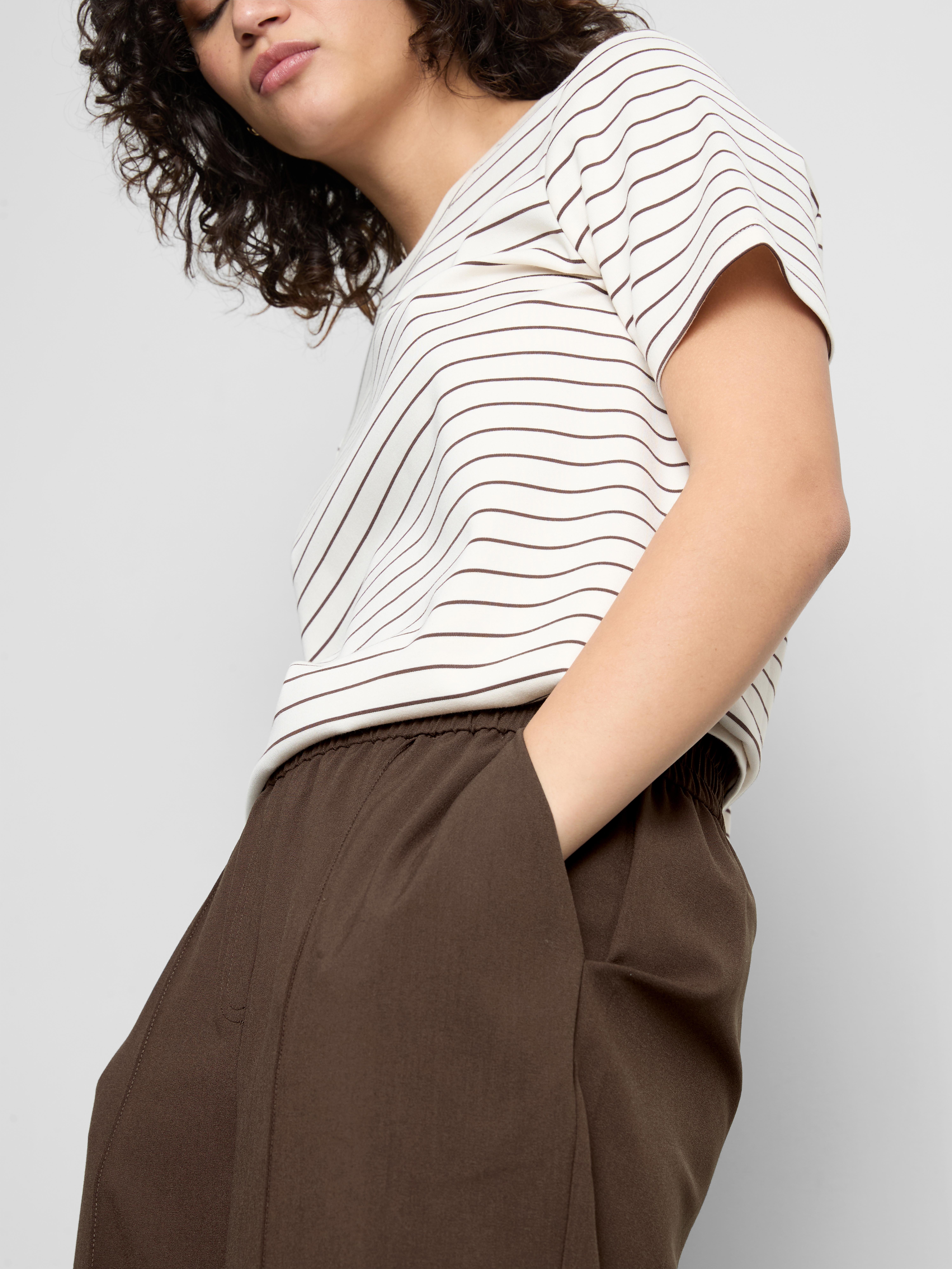 Smart Wide Leg Sweatpants