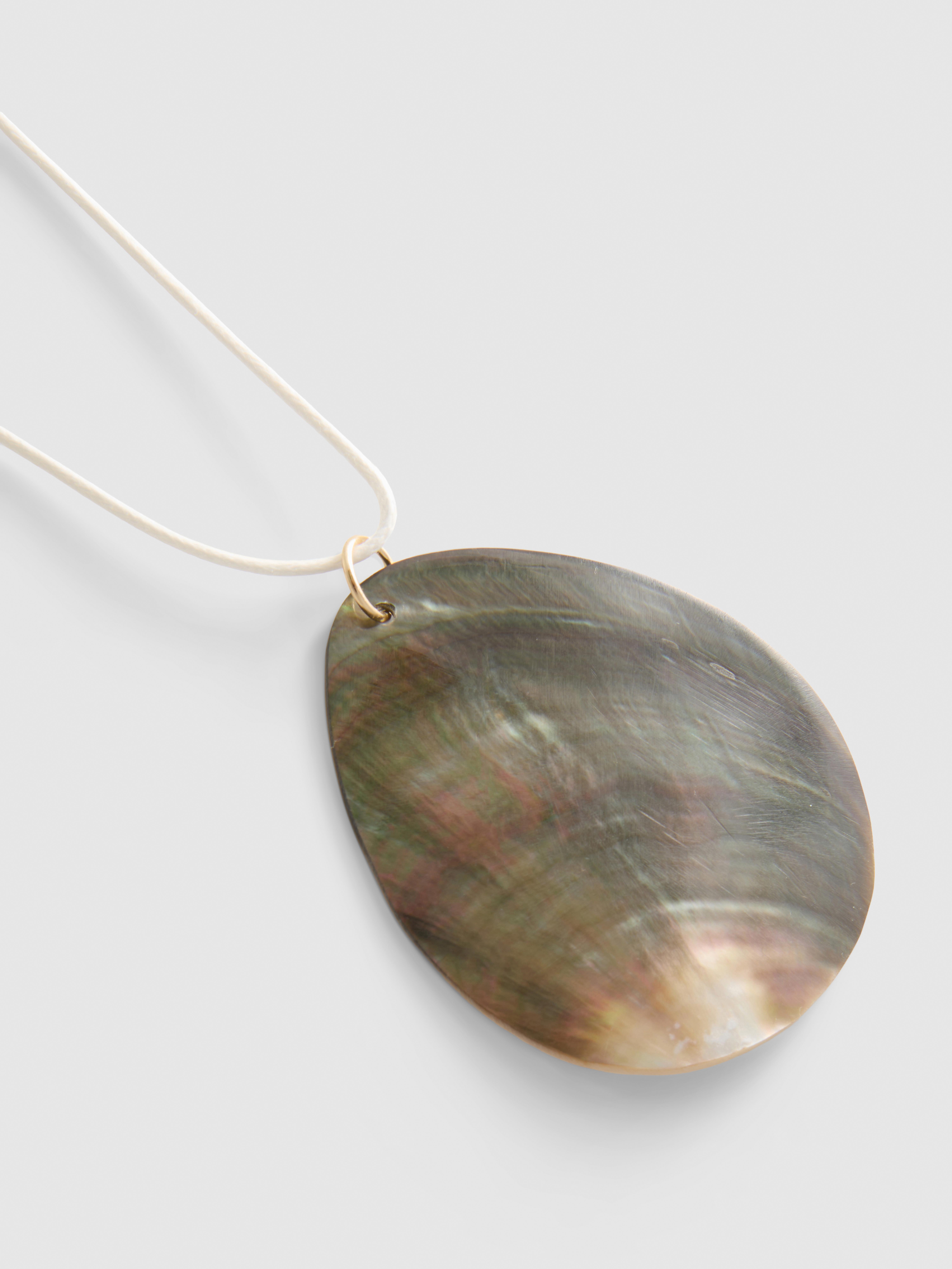 Iridescent Shell-Look Pendant Necklace