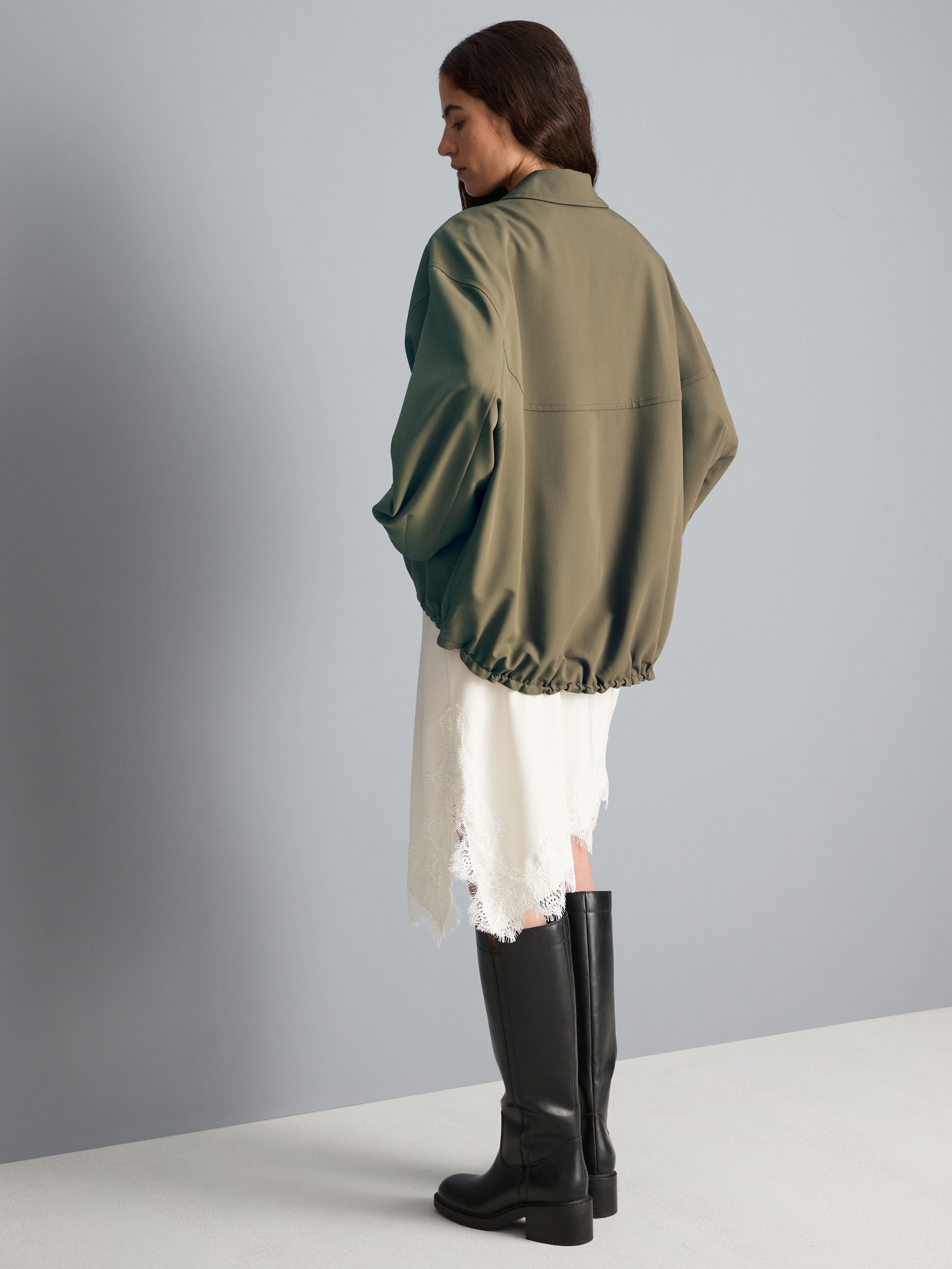 Camisa-chaqueta con cuello y cremallera integral