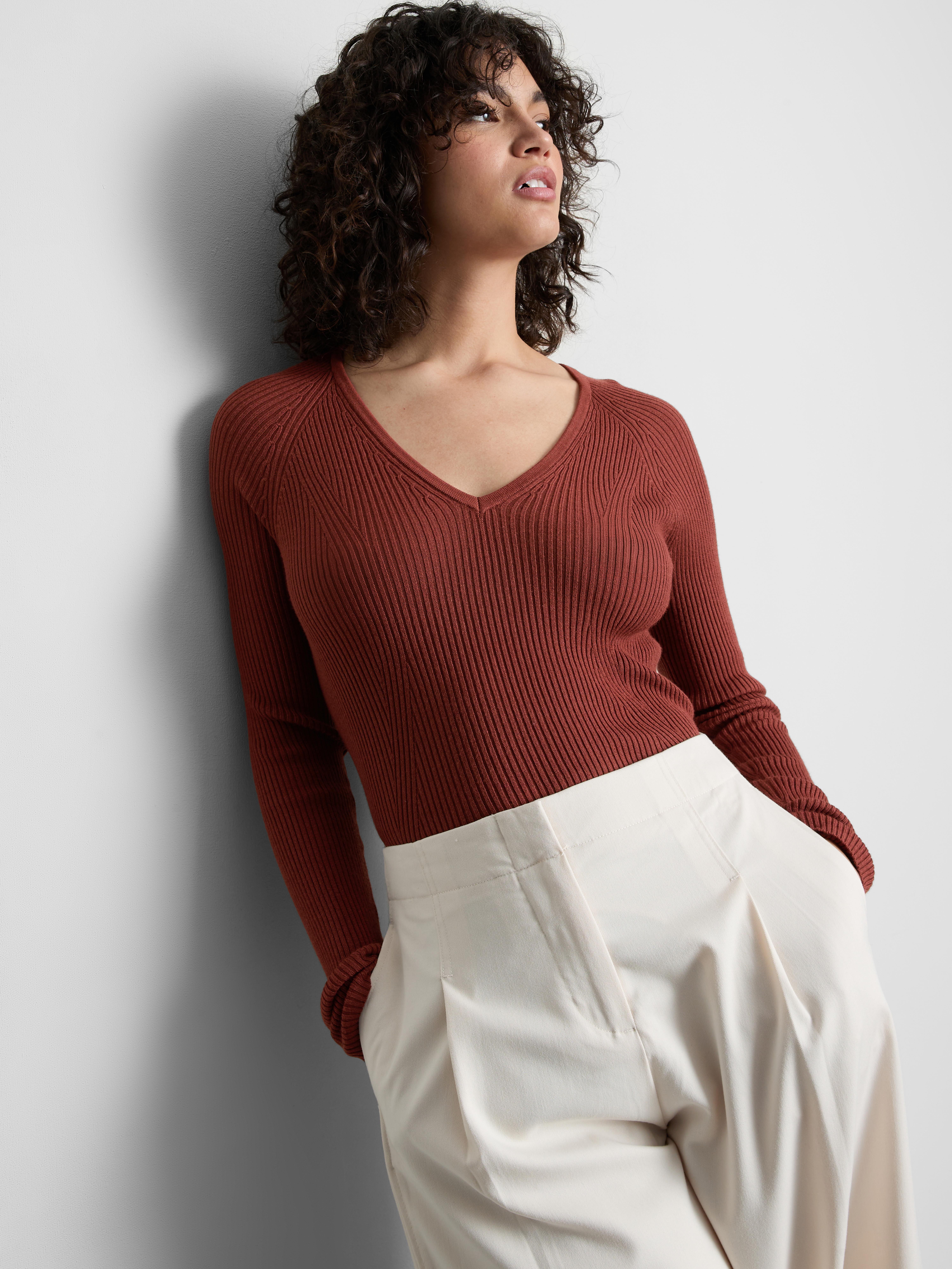 Ribbed V-Neck Sweater Burnt Orange