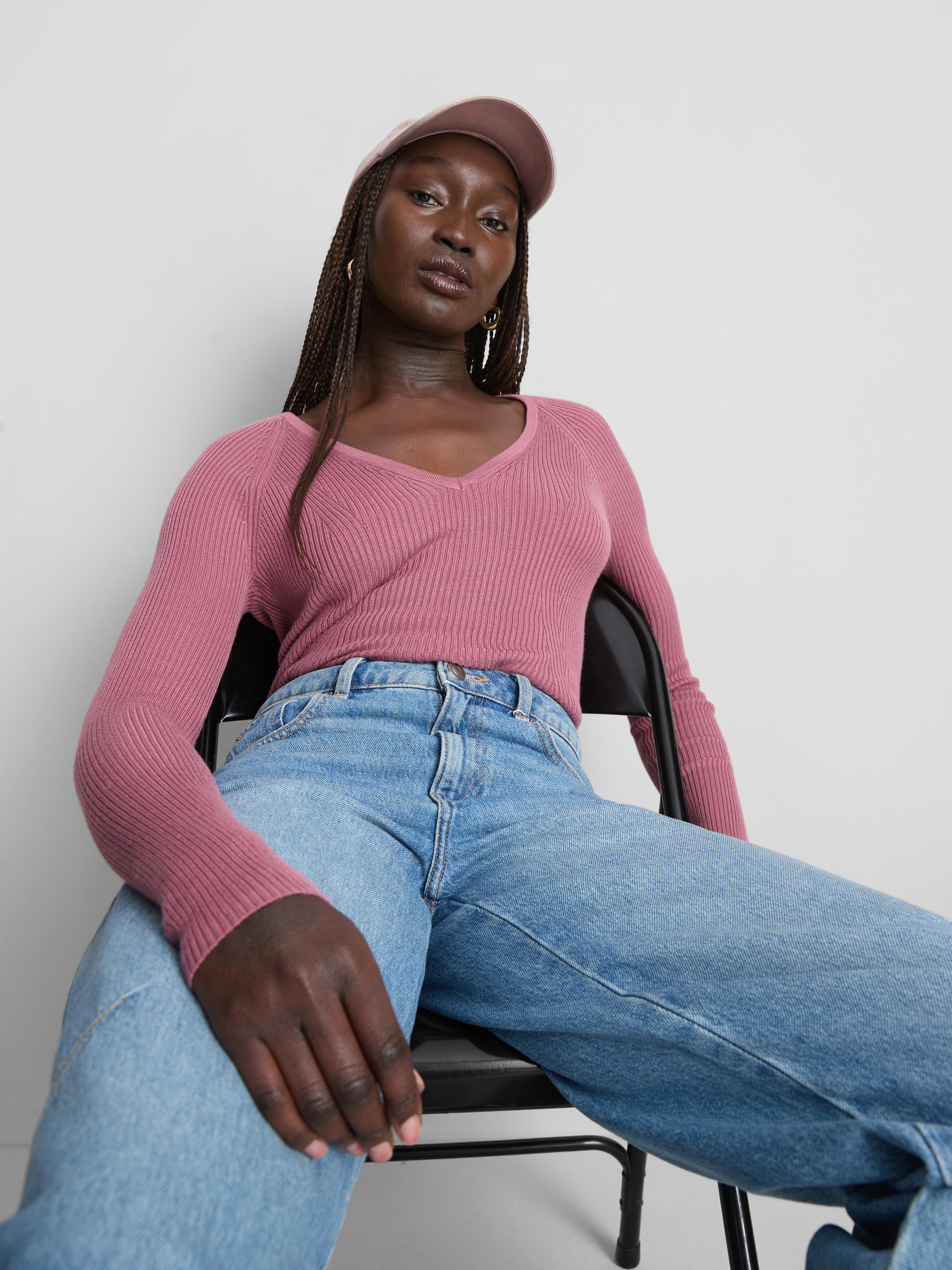 Ribbed V-Neck Sweater Dark Pink