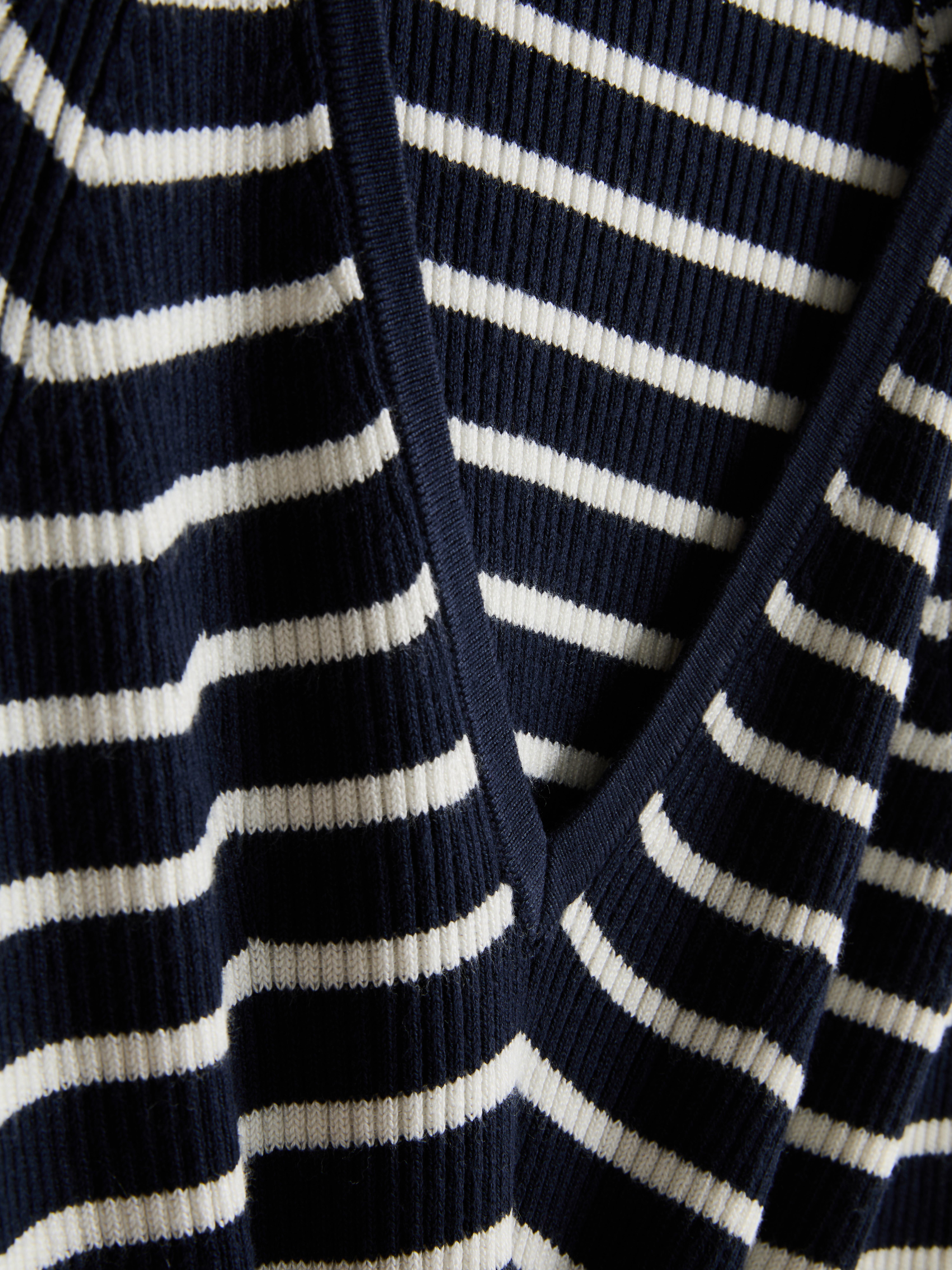 Ribbed V-Neck Jumper
