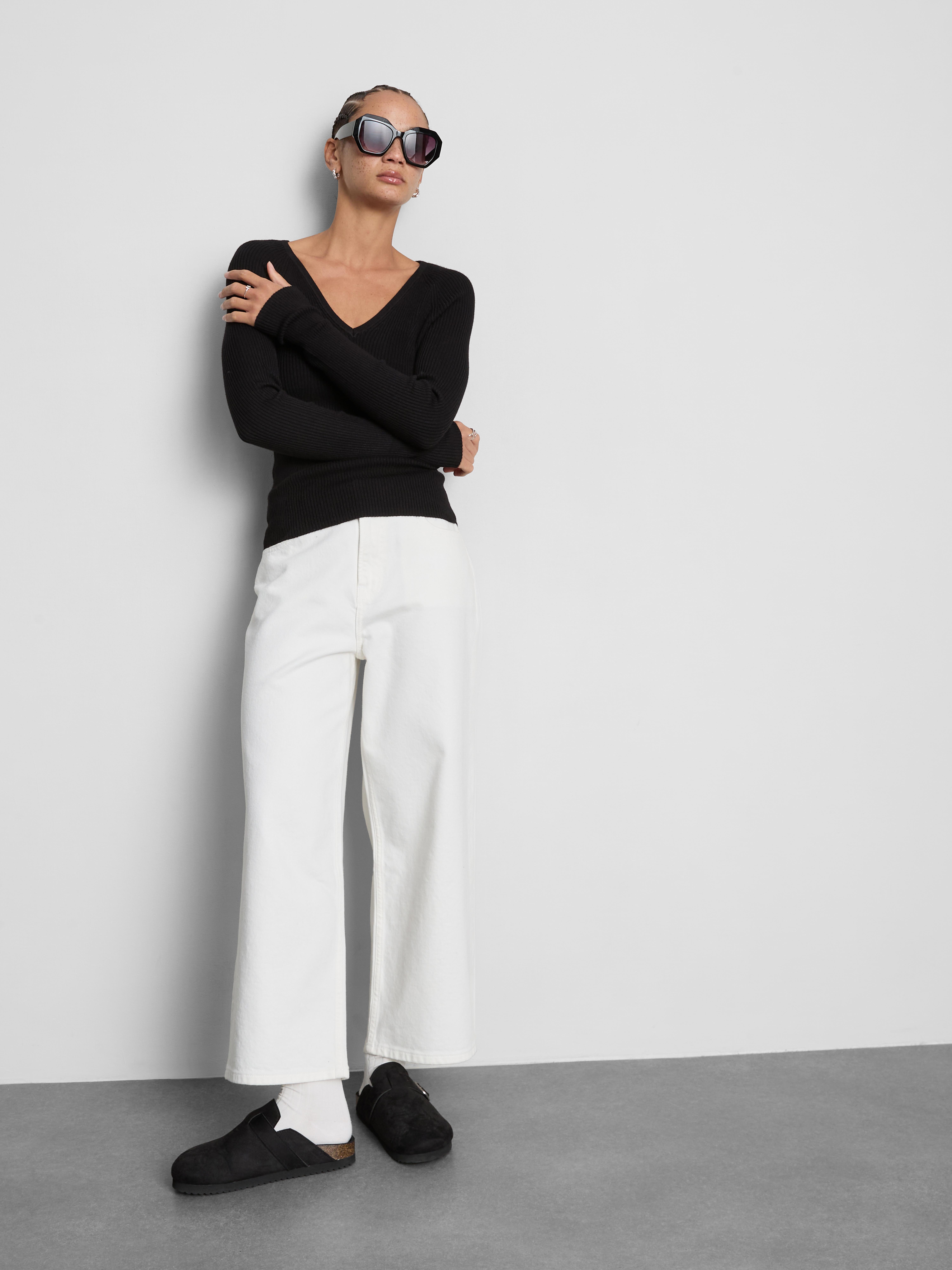 Ribbed V-Neck Jumper