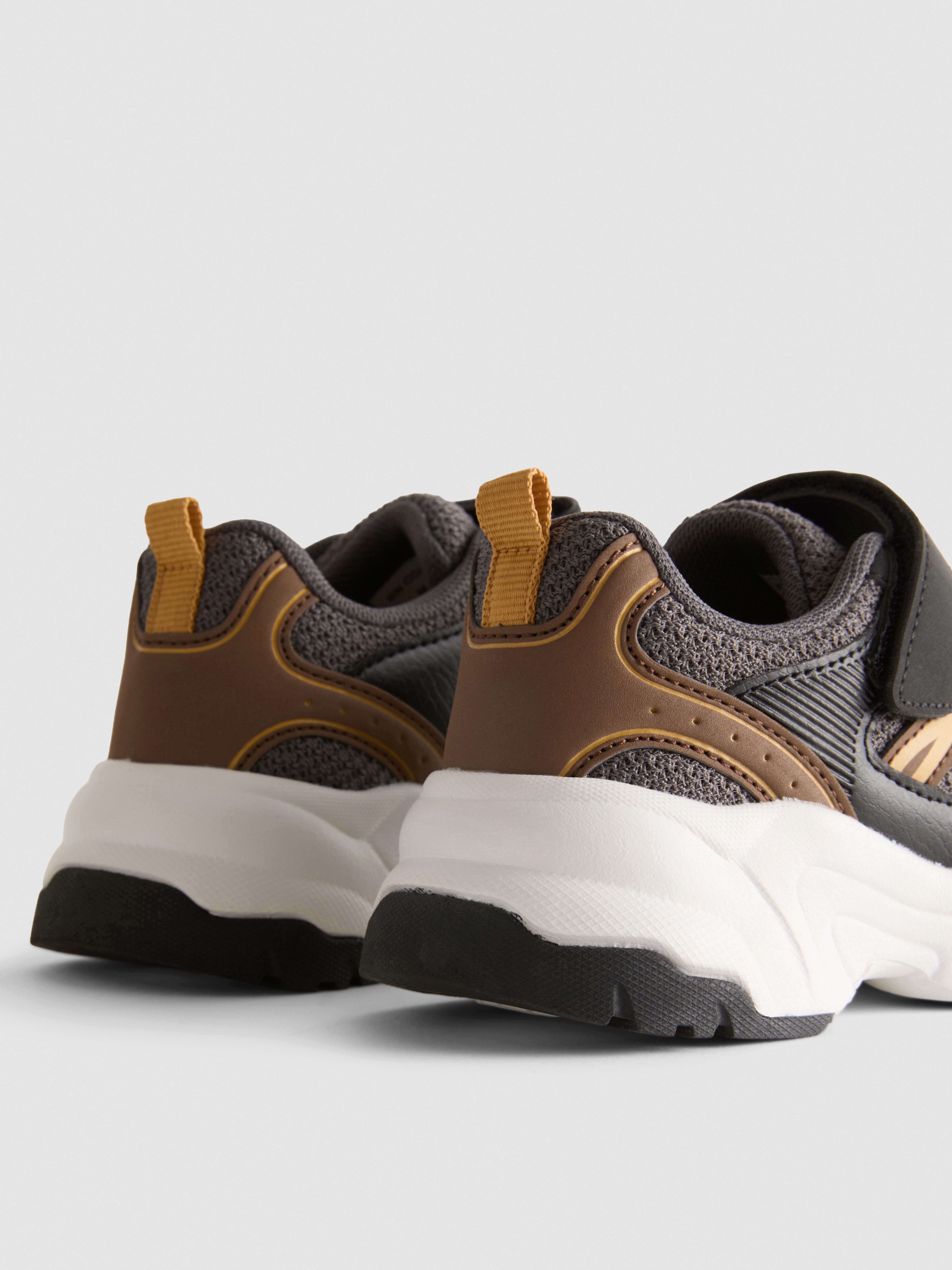 Chunky Sneakers