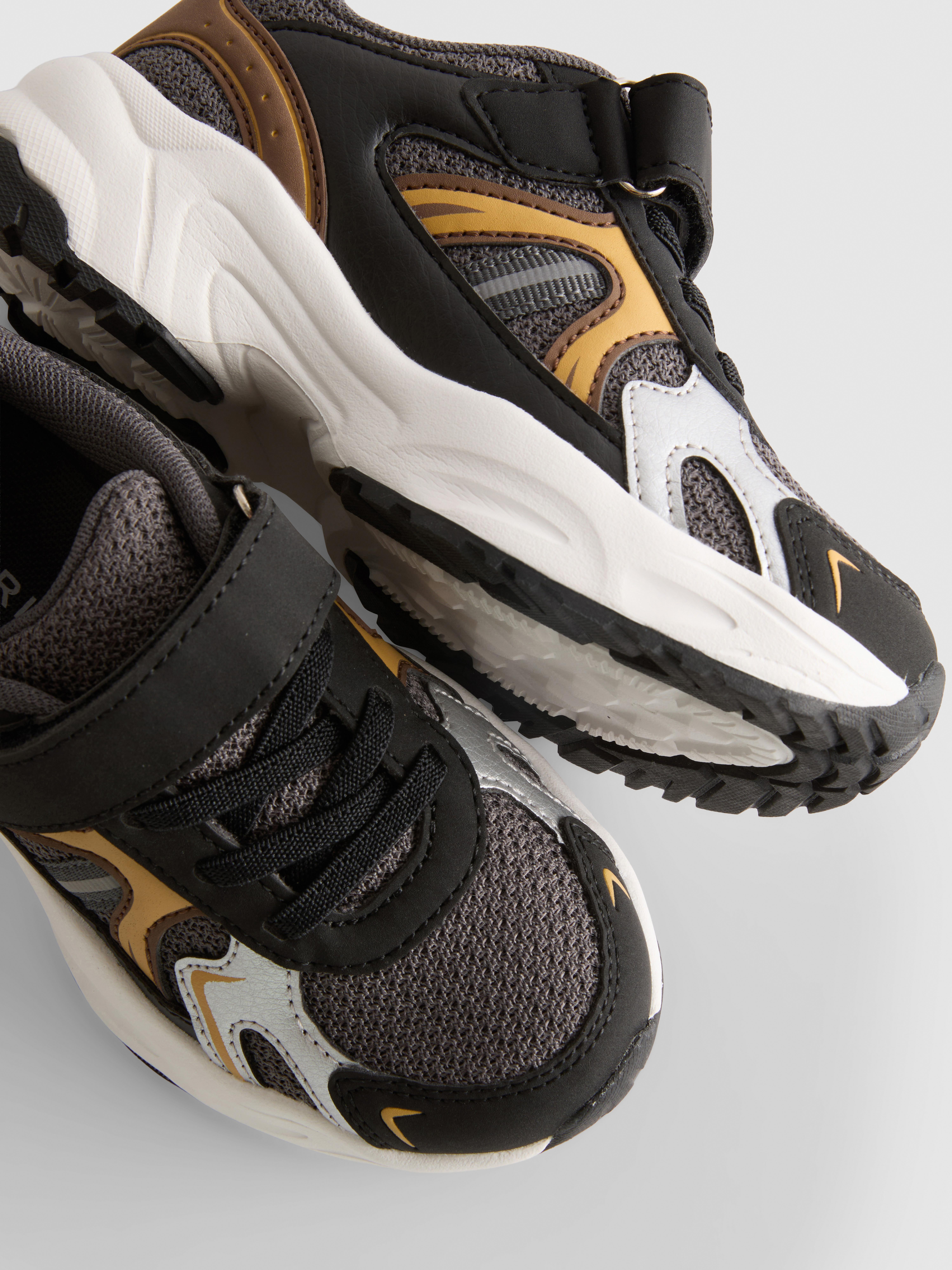 Chunky Sneakers