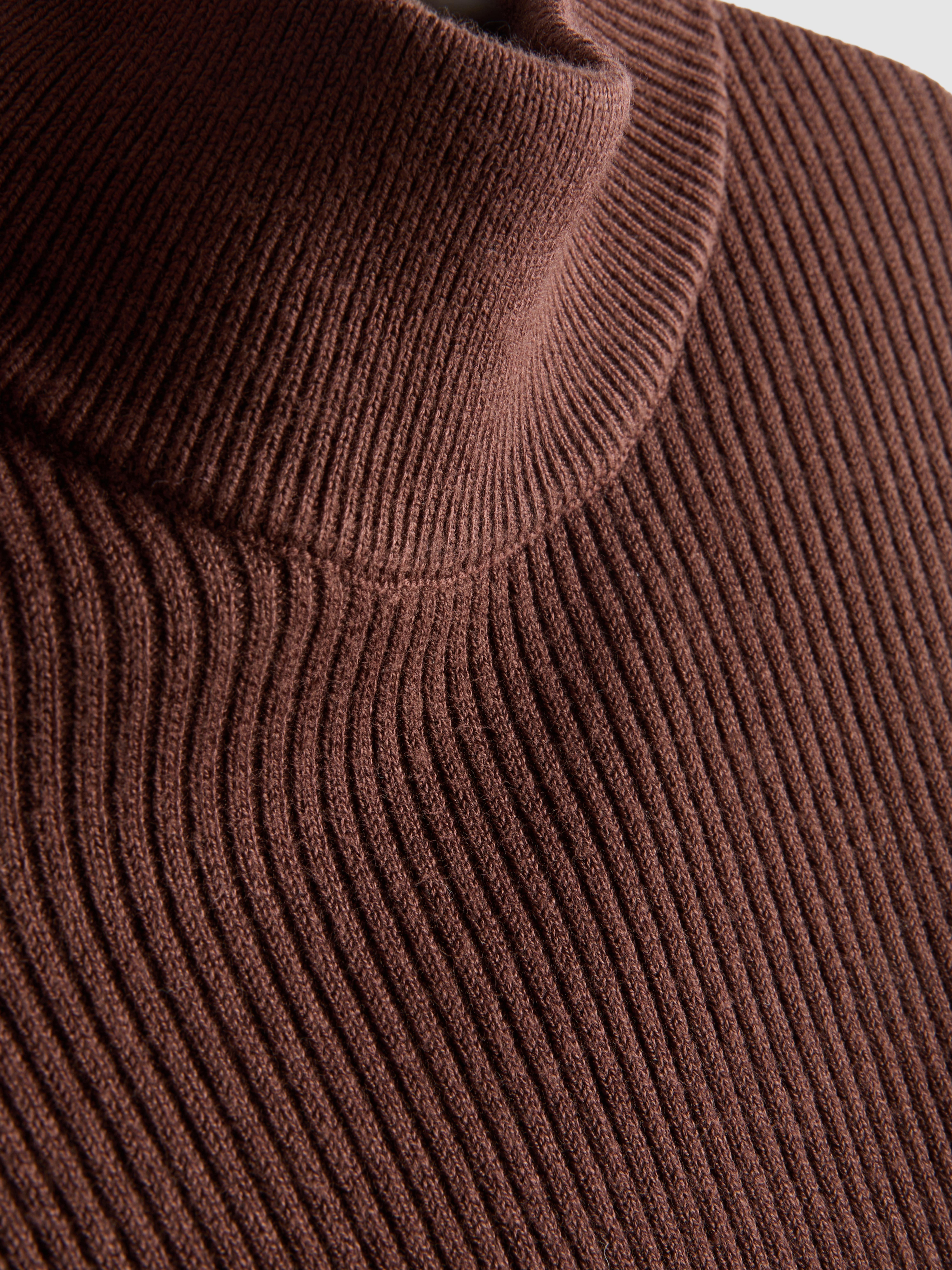 Ribbed Turtle Neck Jumper