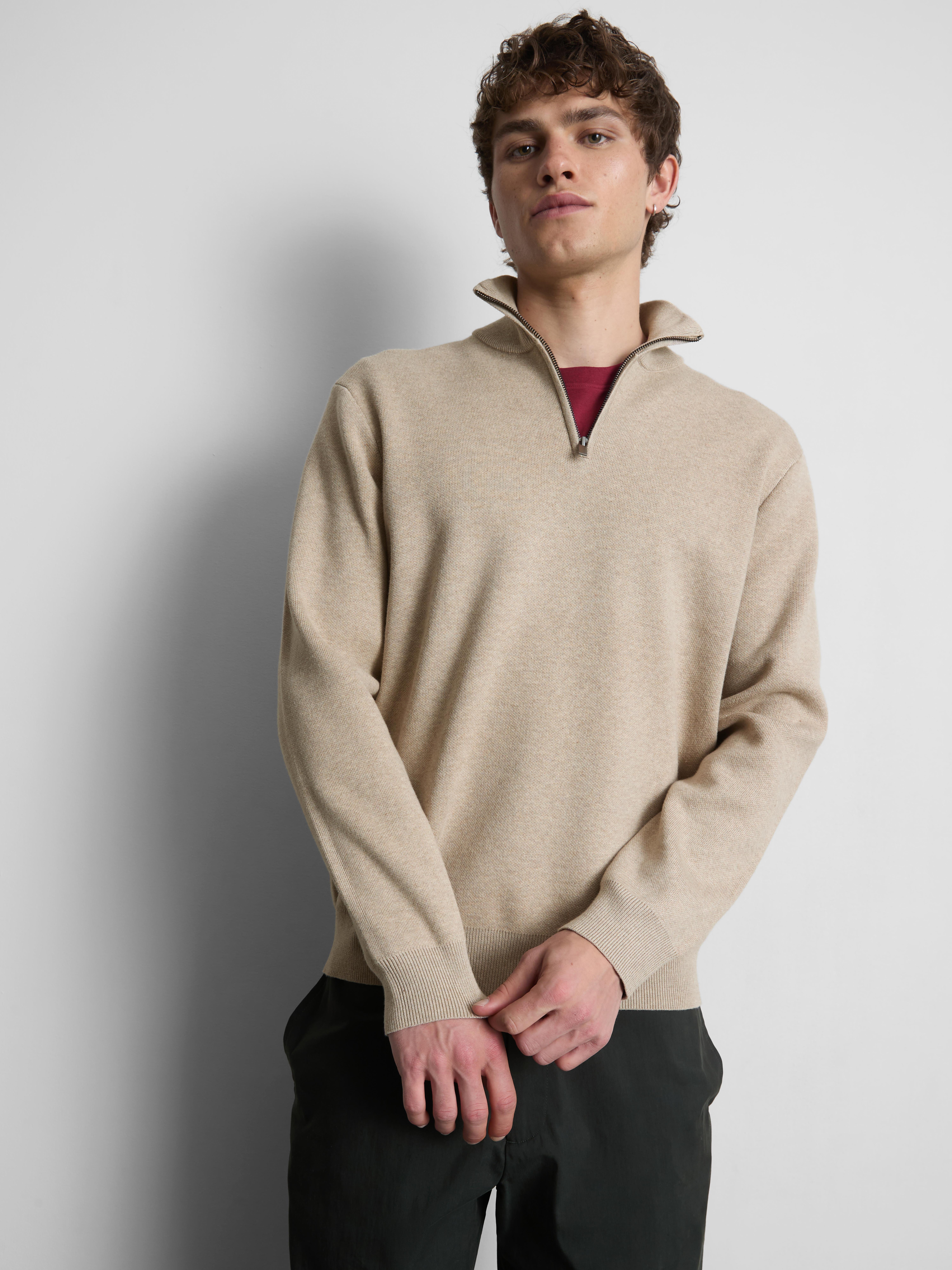 Jersey de punto con cuello con cremallera