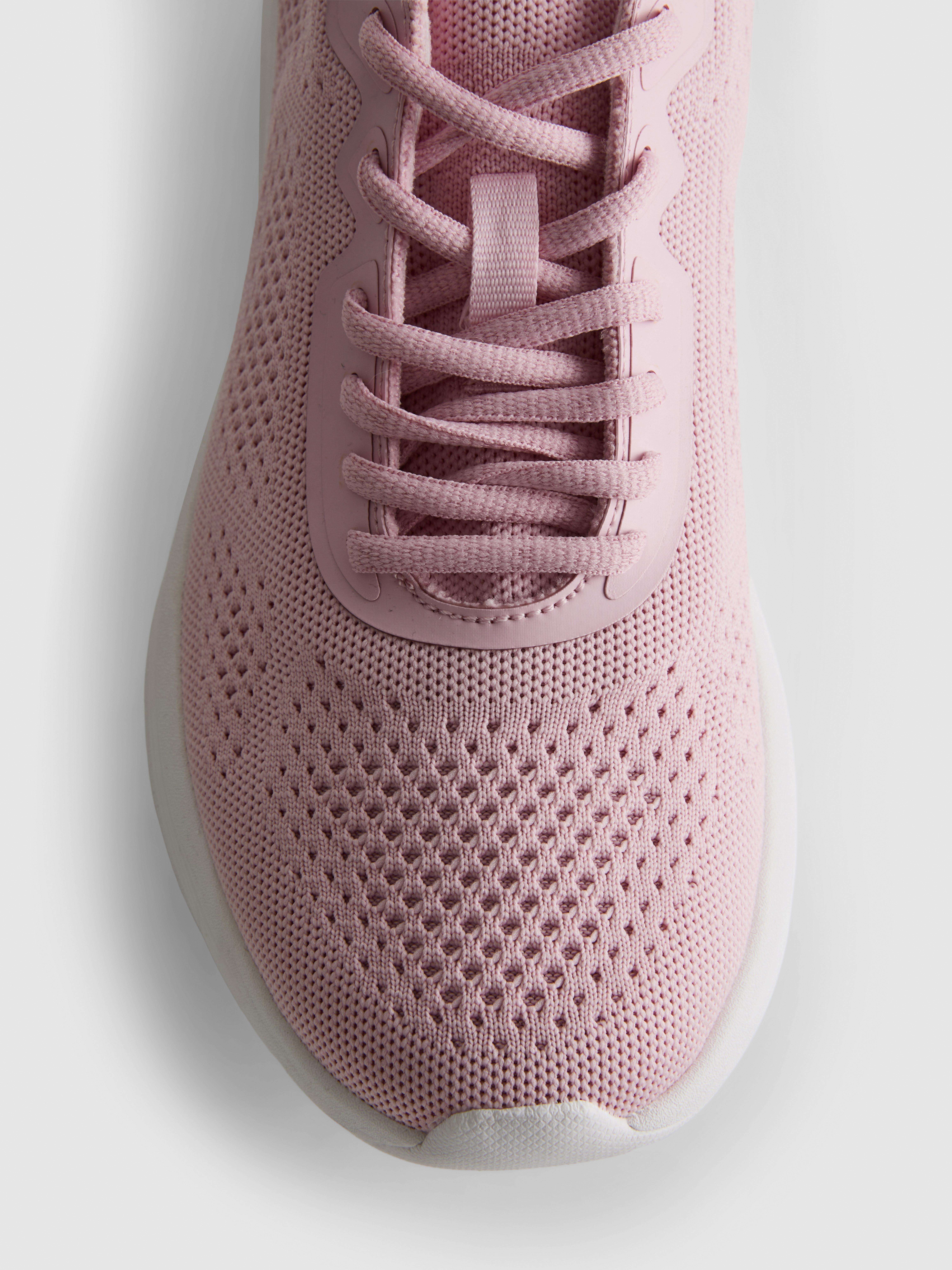 Low Top Knitted Trainers