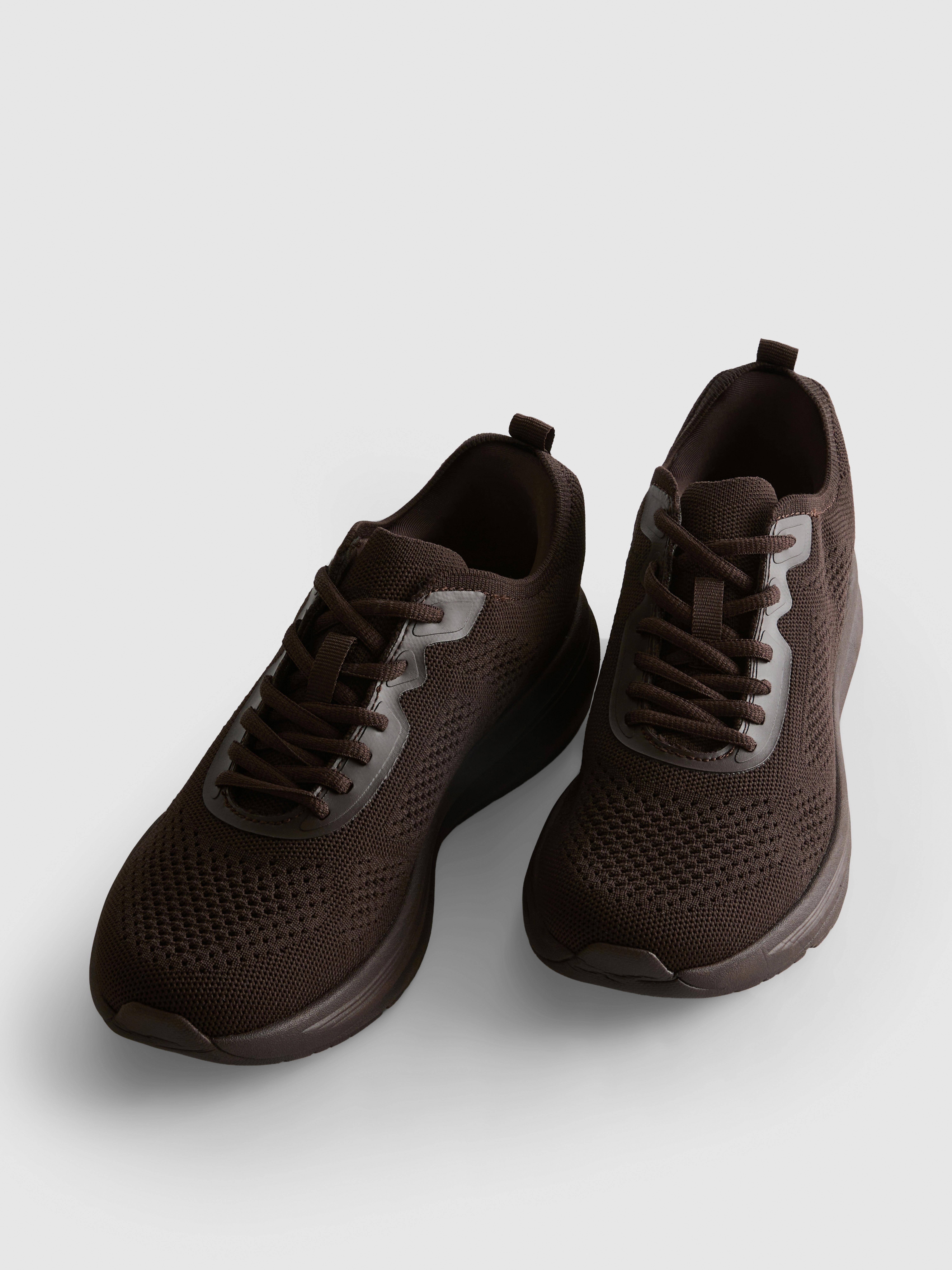 Low Top Knitted Trainers