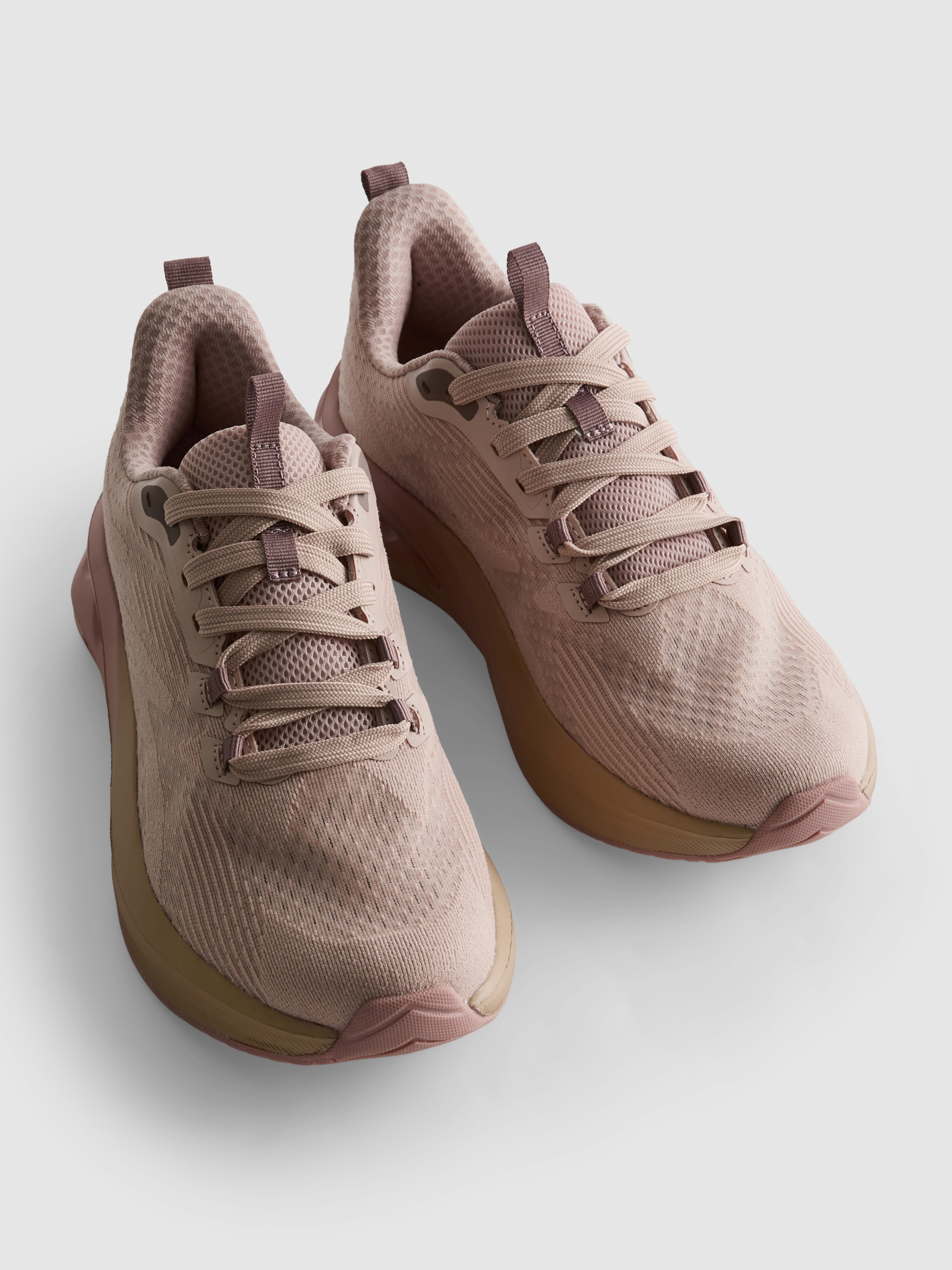 FoamFlex Fabric Sneakers