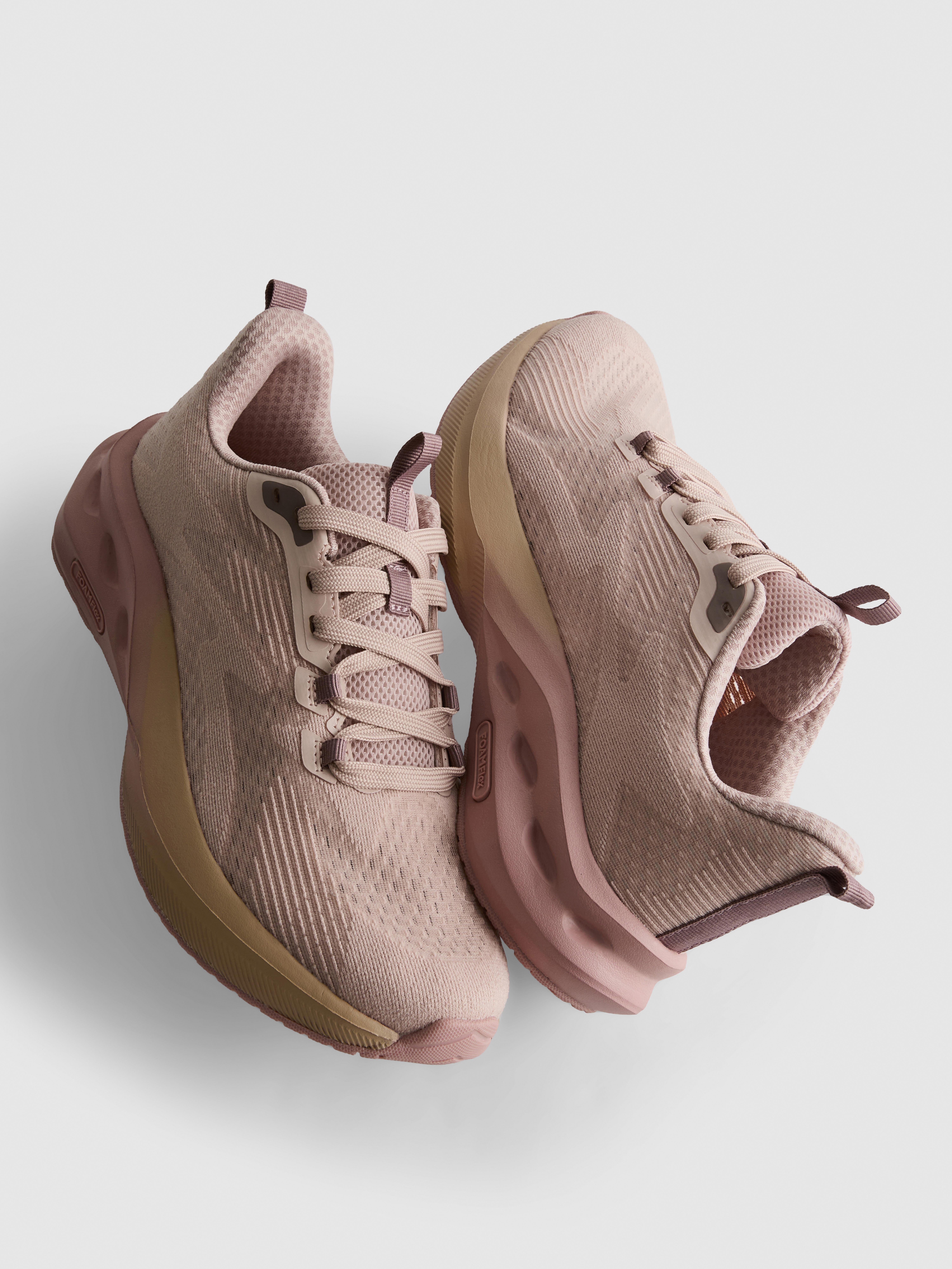 FoamFlex Fabric Sneakers