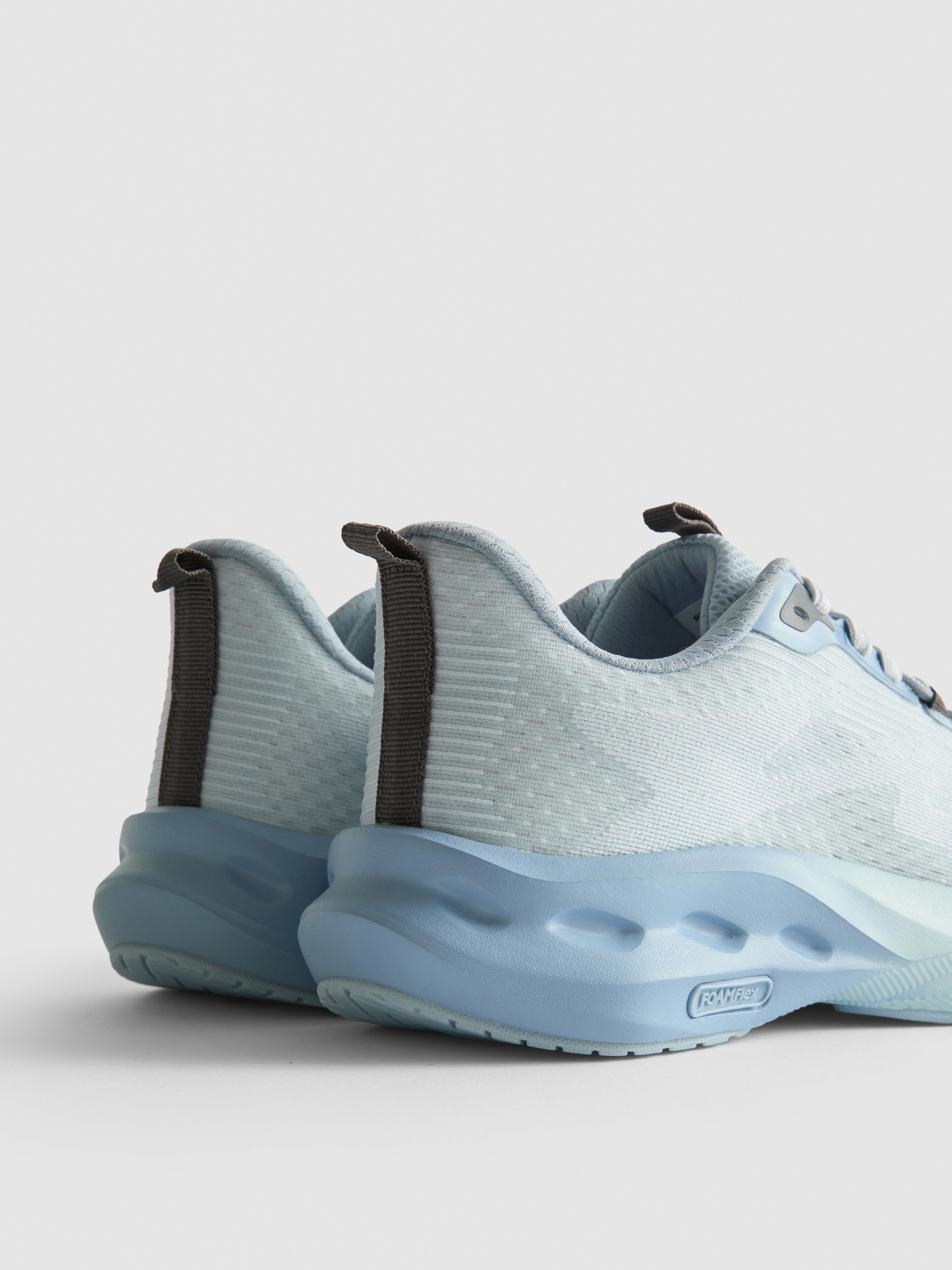 FoamFlex Fabric Sneakers