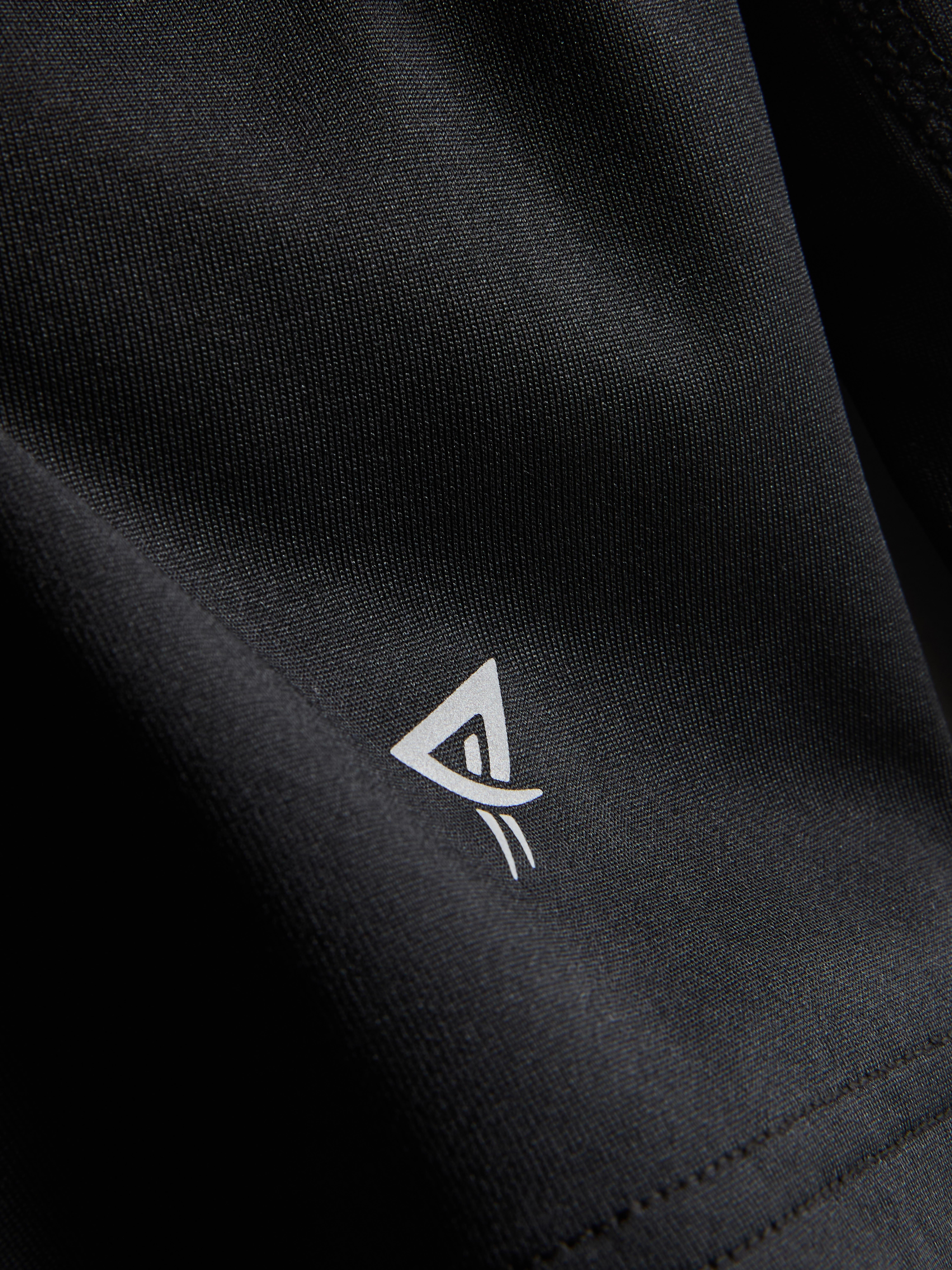 7-15yrs | Active Long-Sleeve T-Shirt