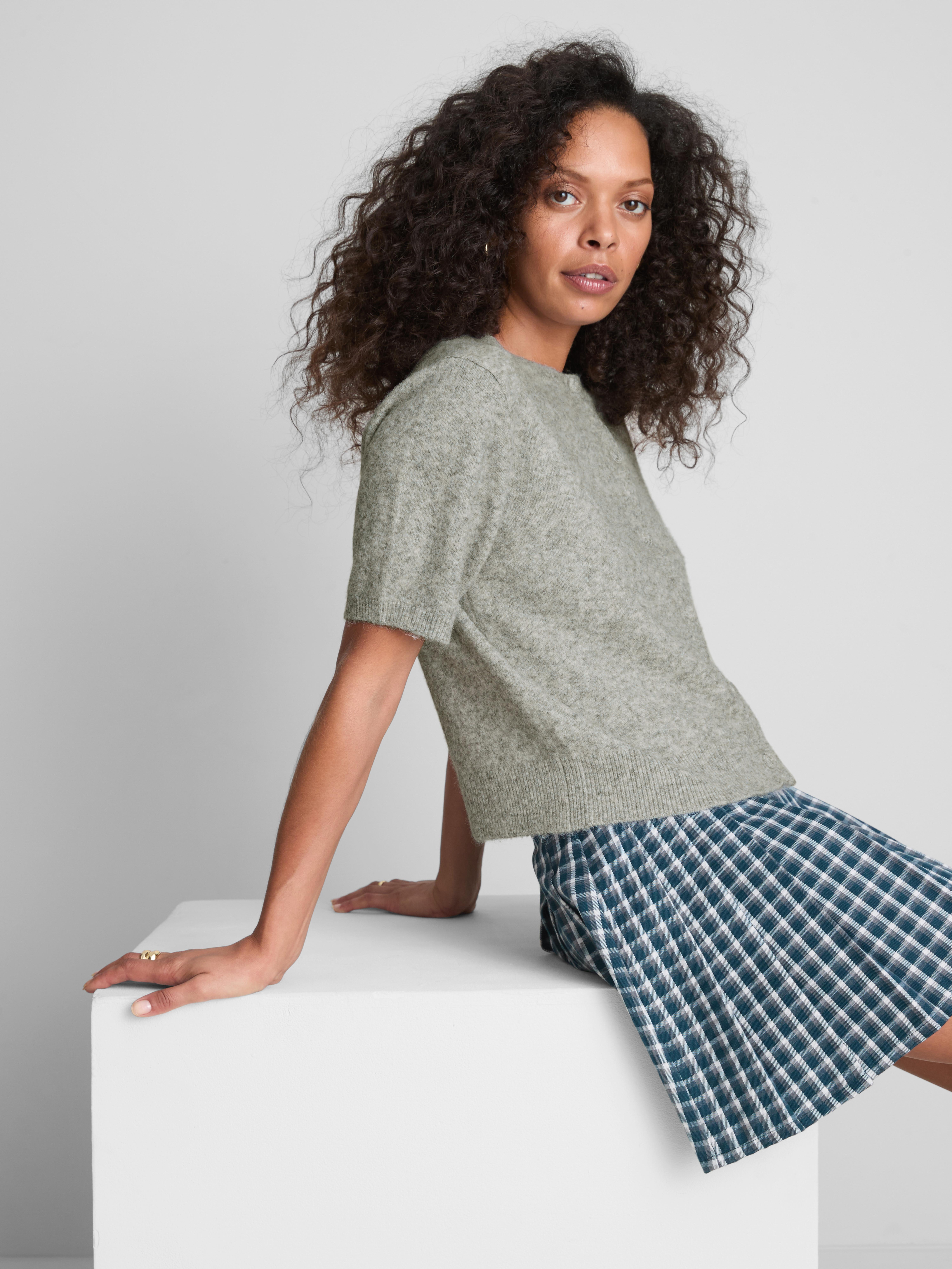 Paula Echevarría Button Down Cardigan