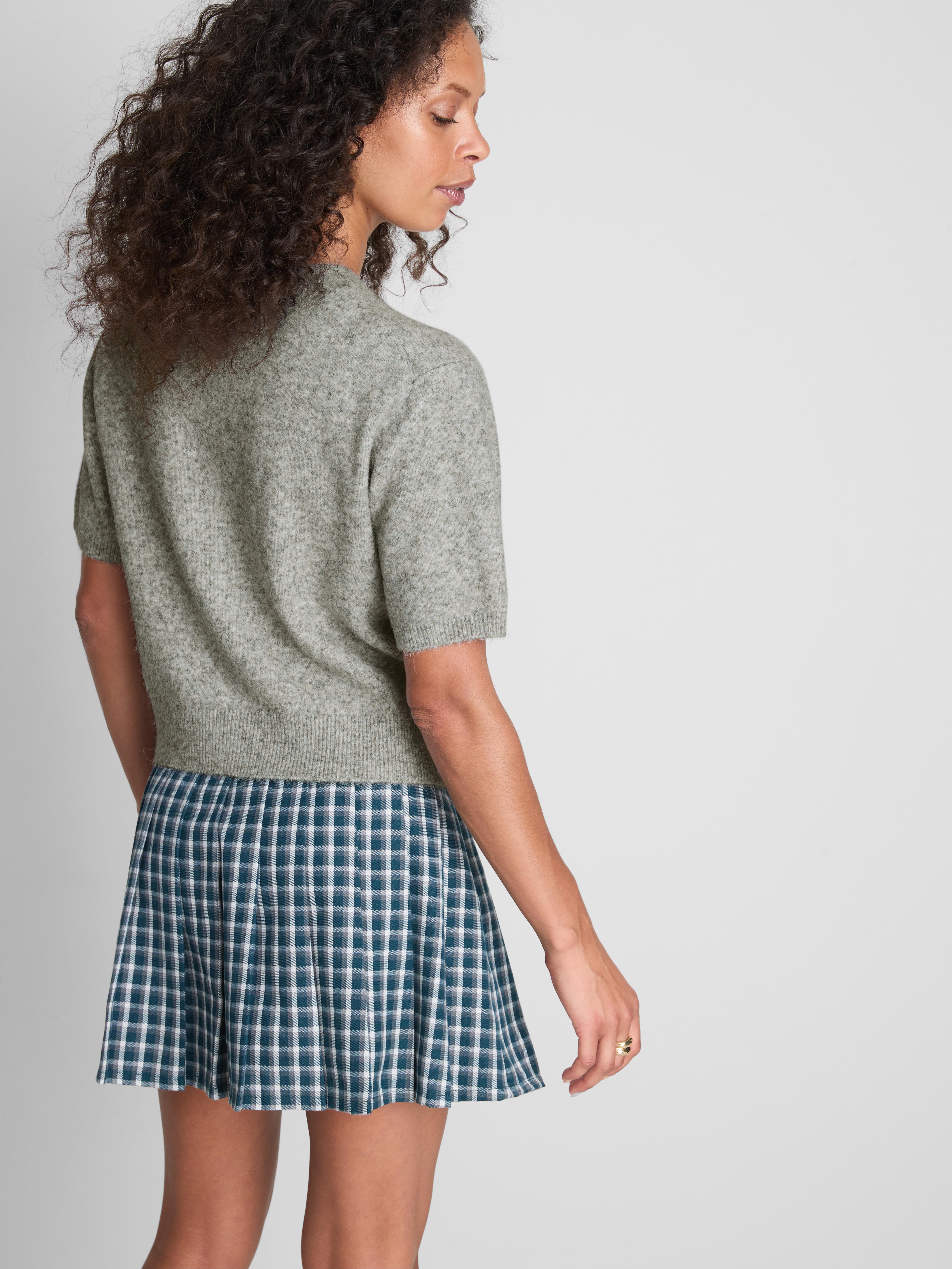 Paula Echevarría Button Down Cardigan