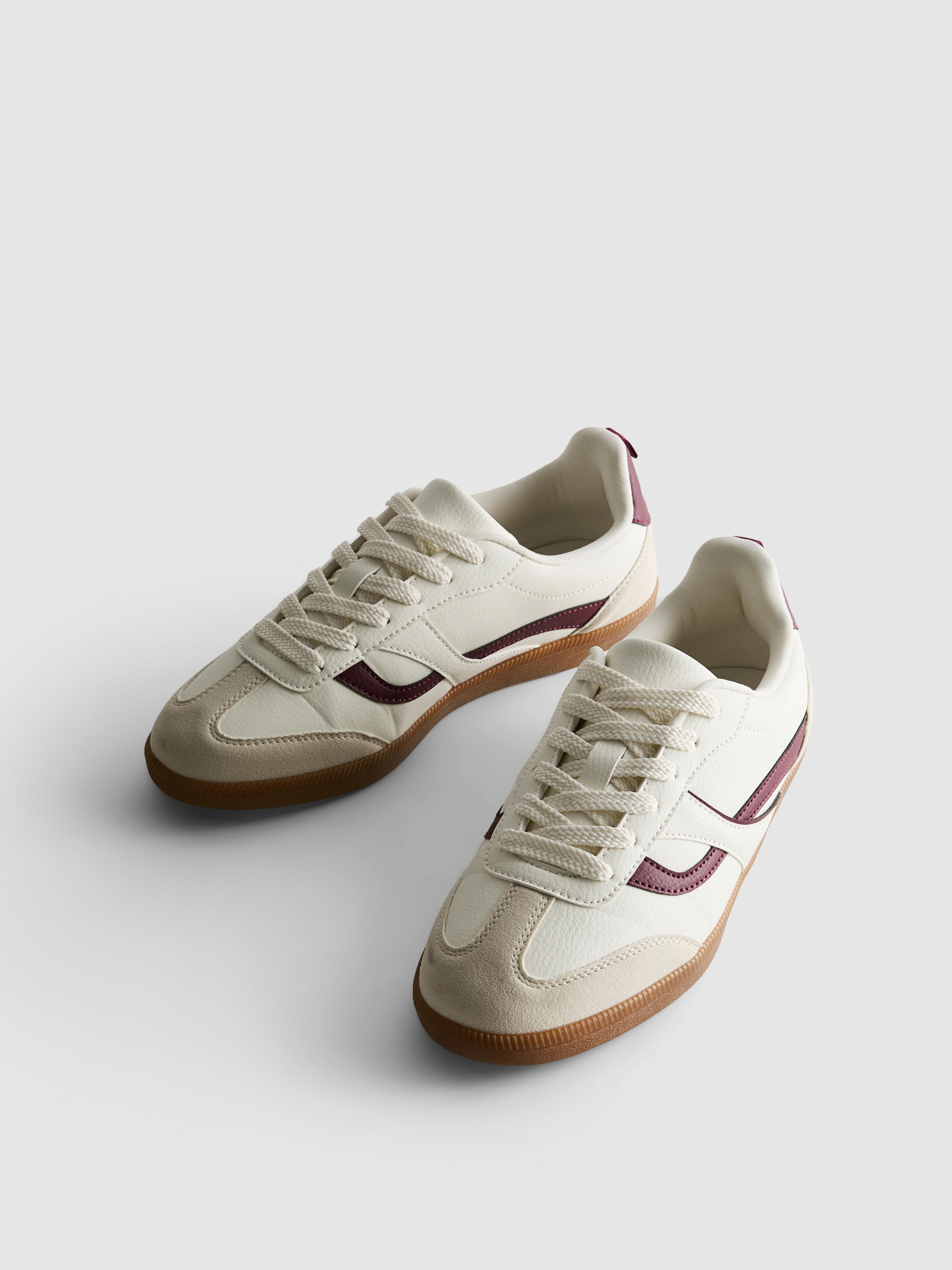 By Coleen Classic Low Top Gum Sole Trainers