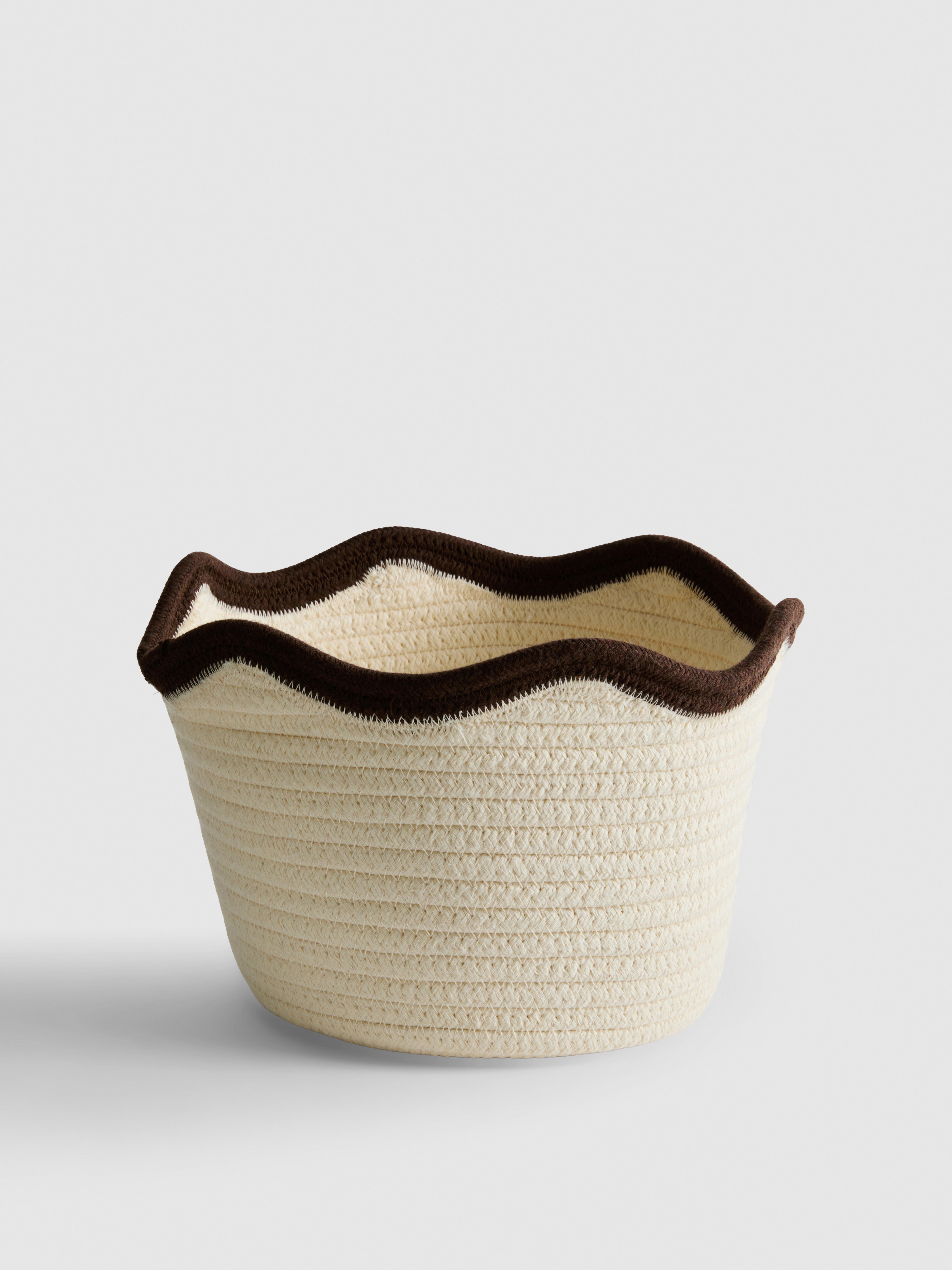 Scalloped Edge Storage Basket