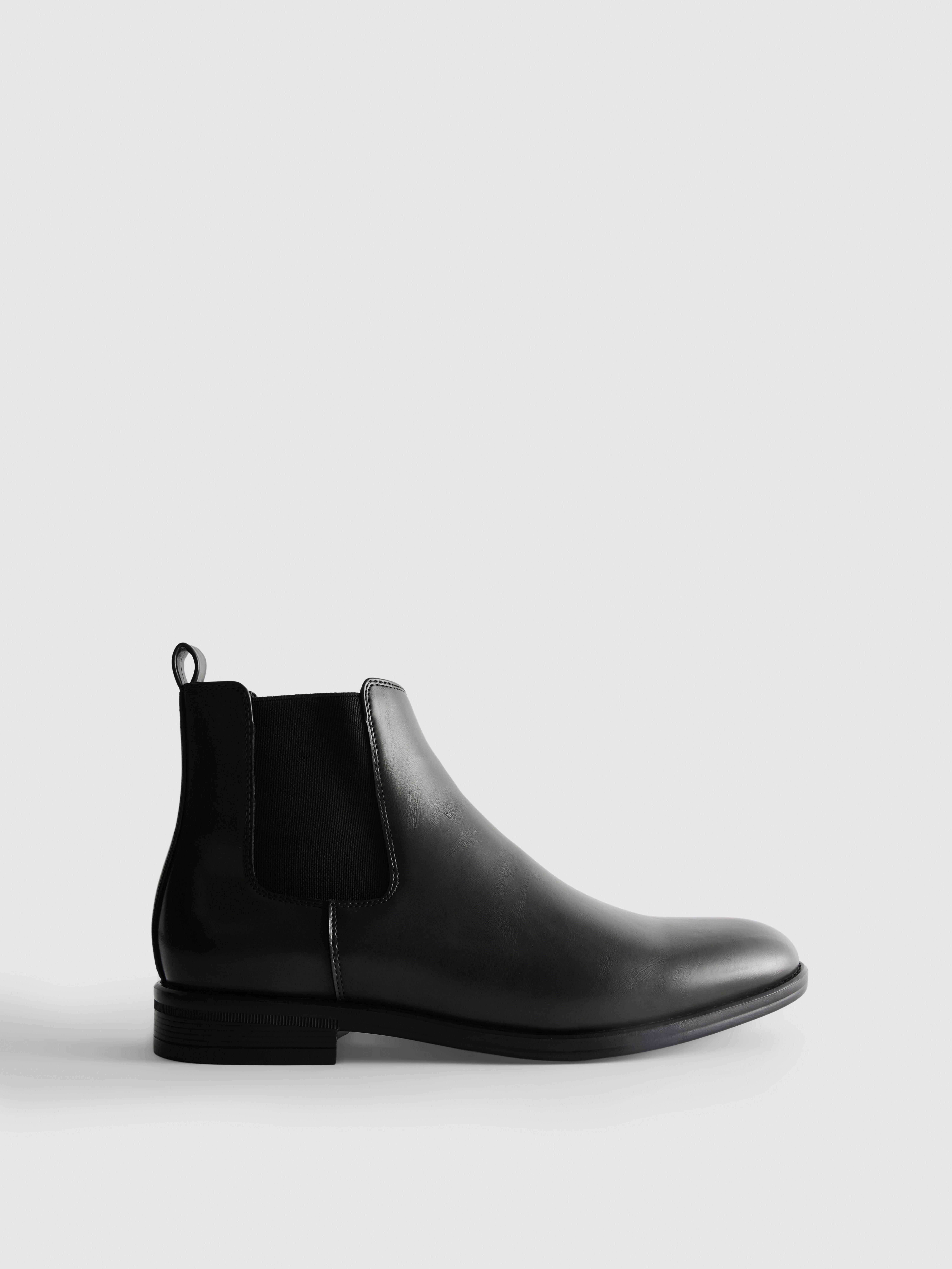 Chelsea Boots