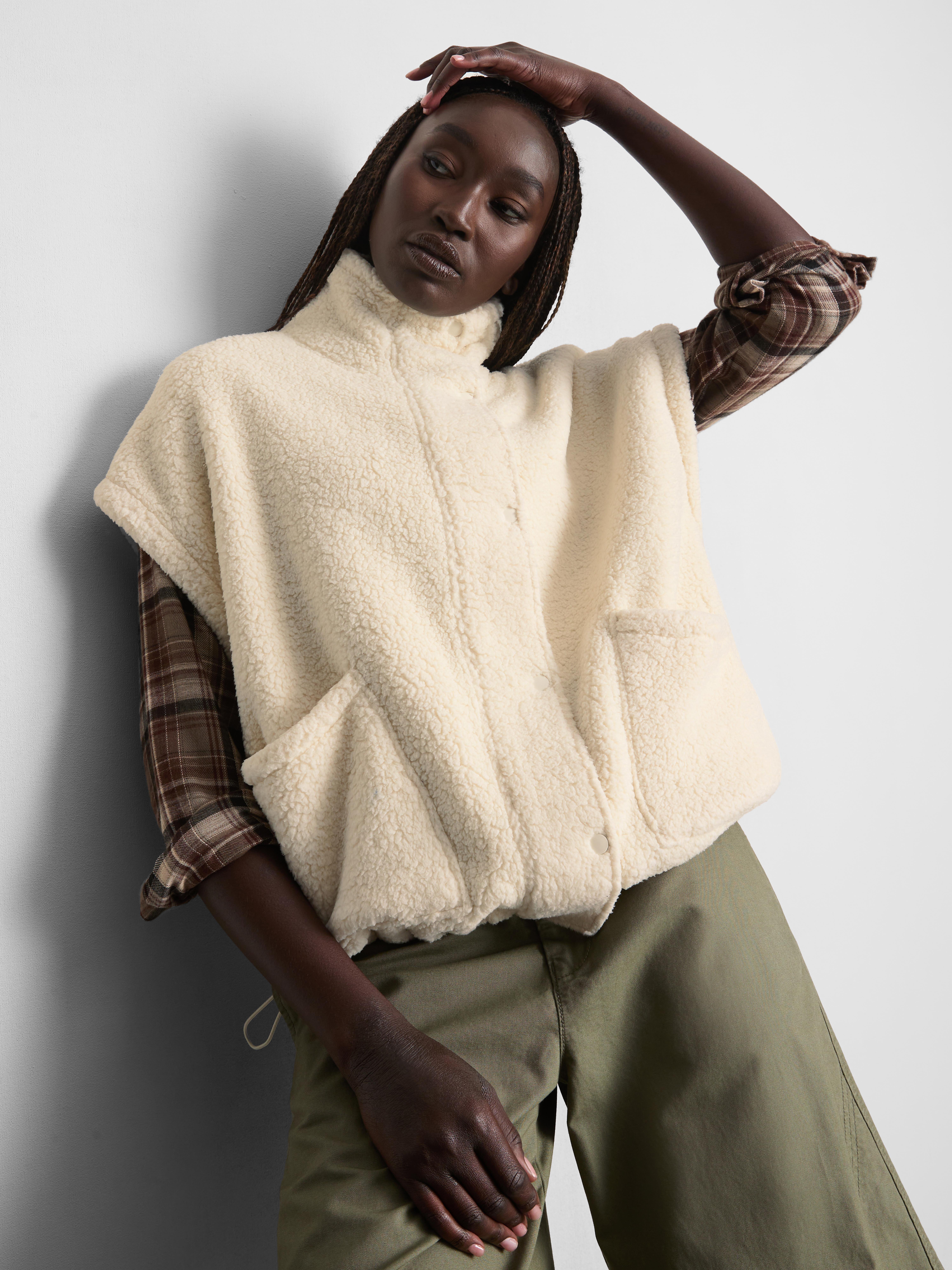 High-Neck Borg Vest