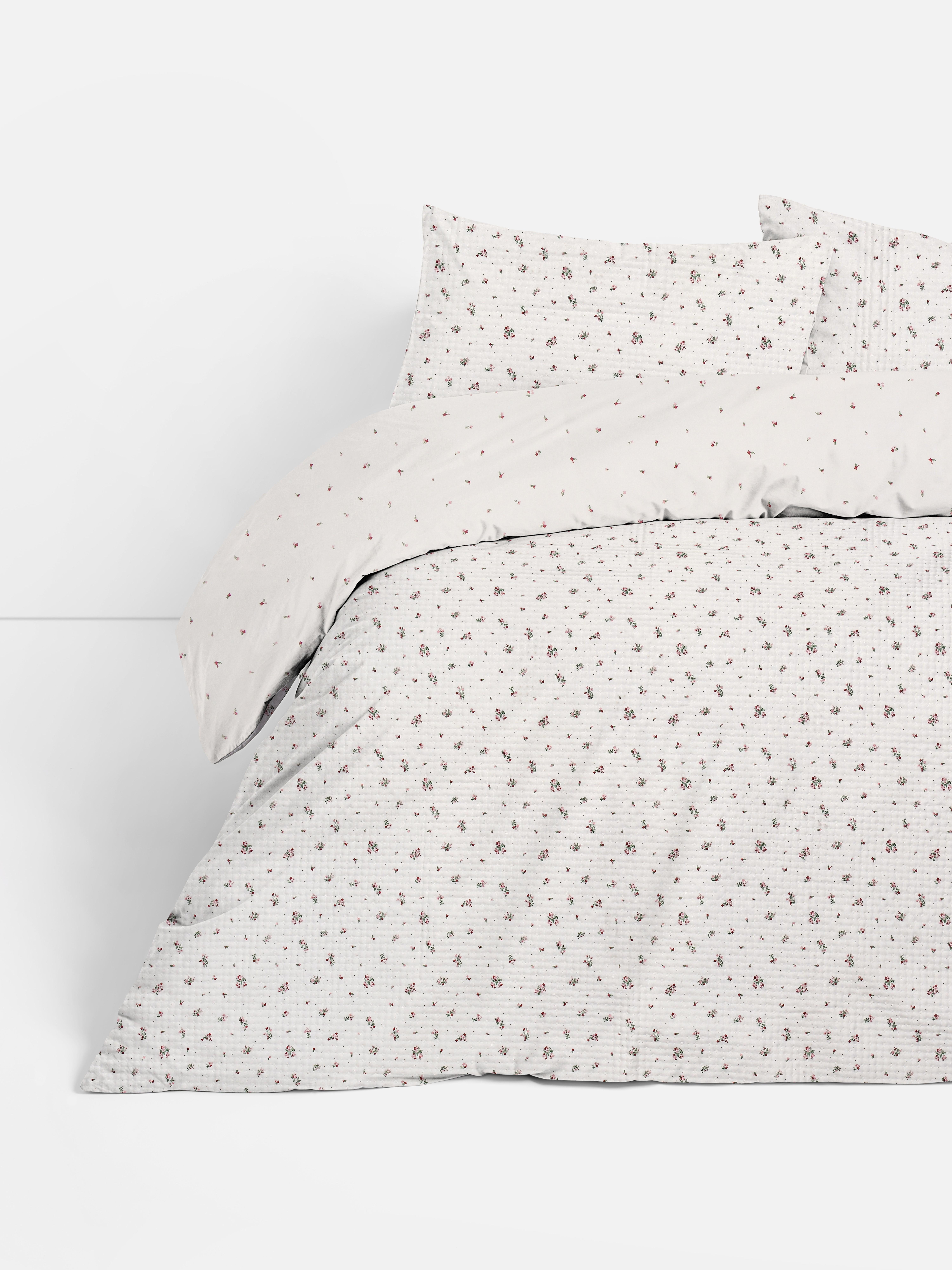 Parure de lit king size en pinsonic à fleurs