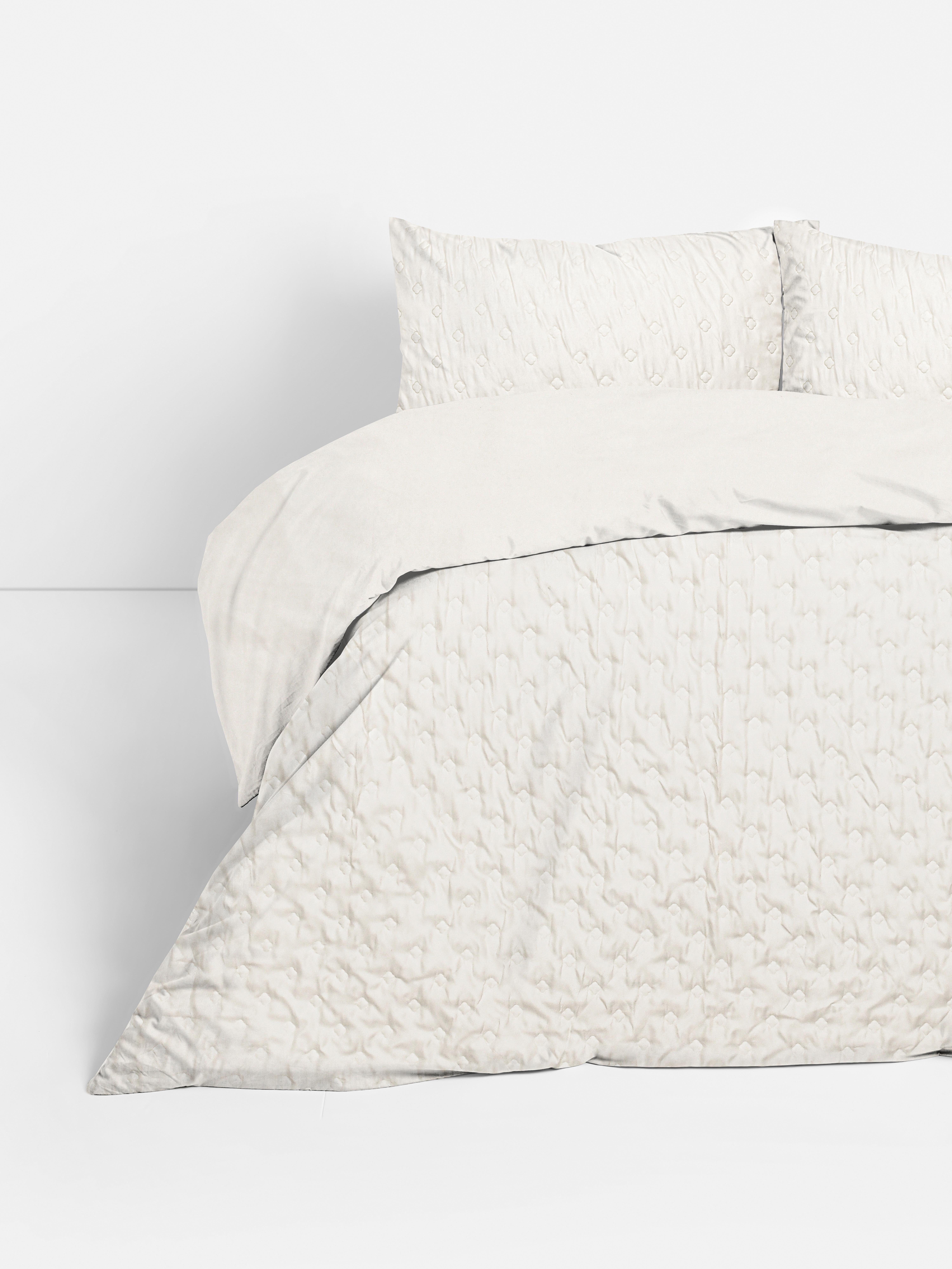 Textured Pinsonic Super King Duvet Cover Set