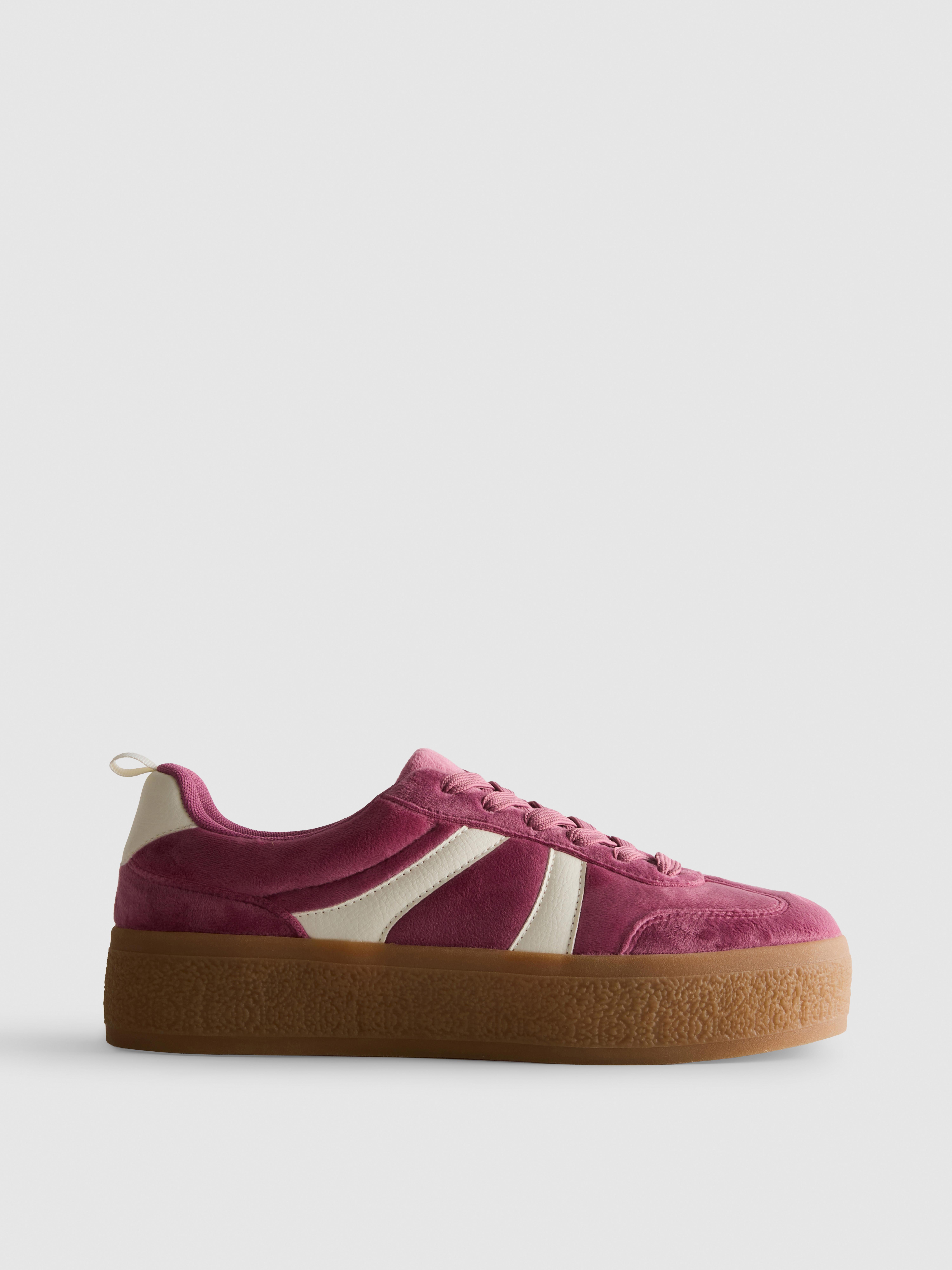 Faux Suede Flatform Gum Sole Sneakers