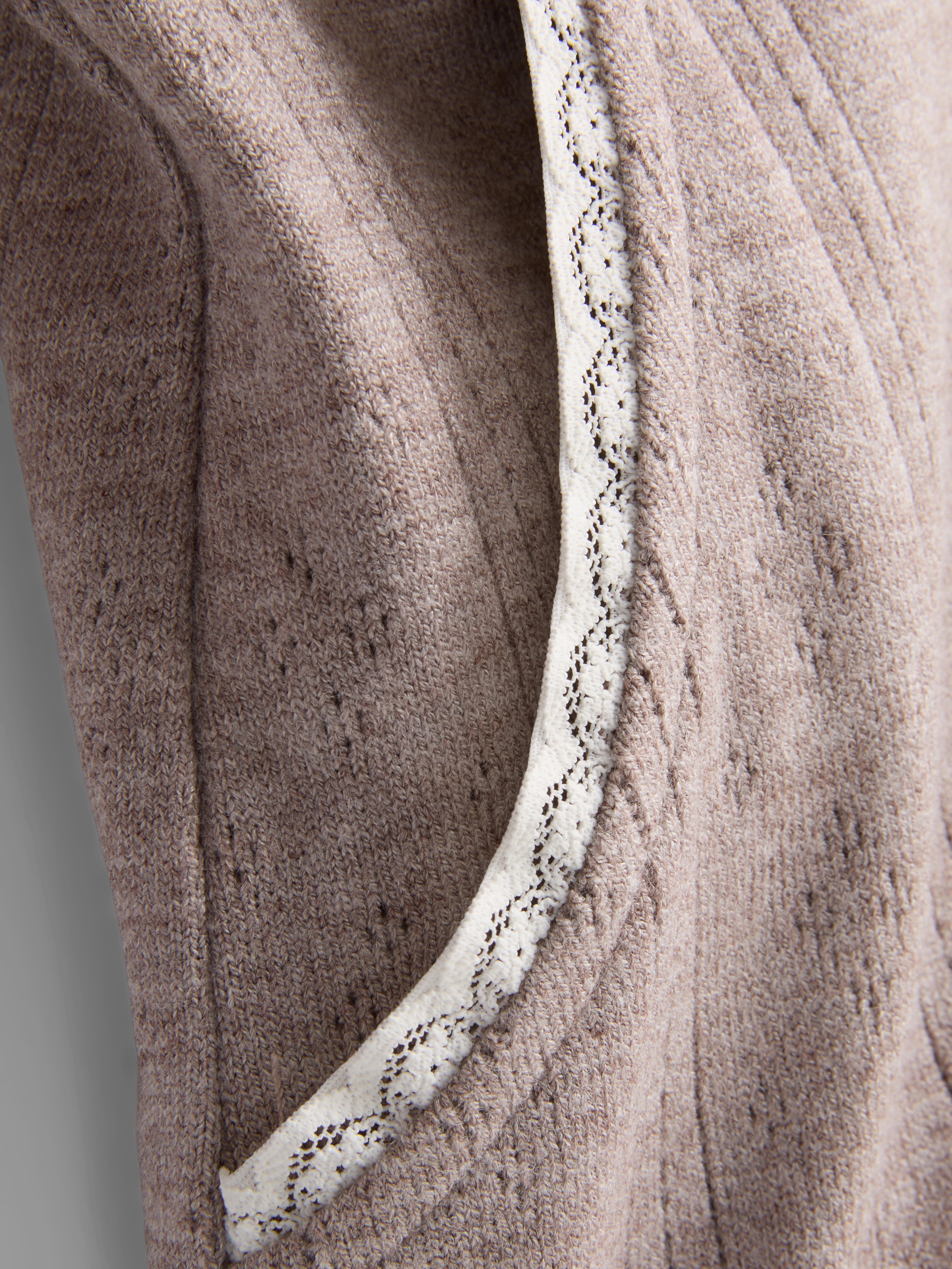 Love To Lounge Contrasting Lace Pajama Shorts