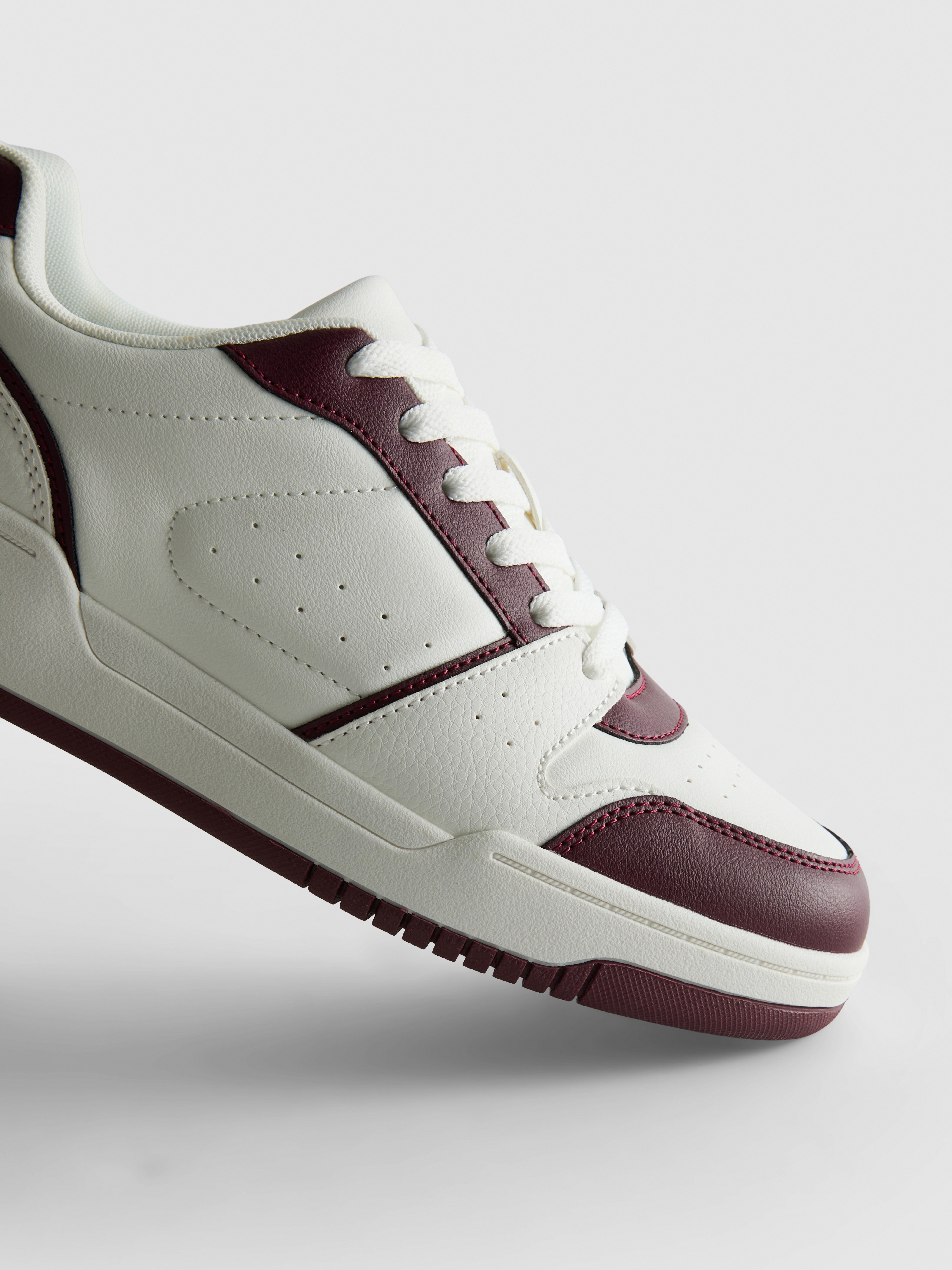 Sporty Low Top Sneakers