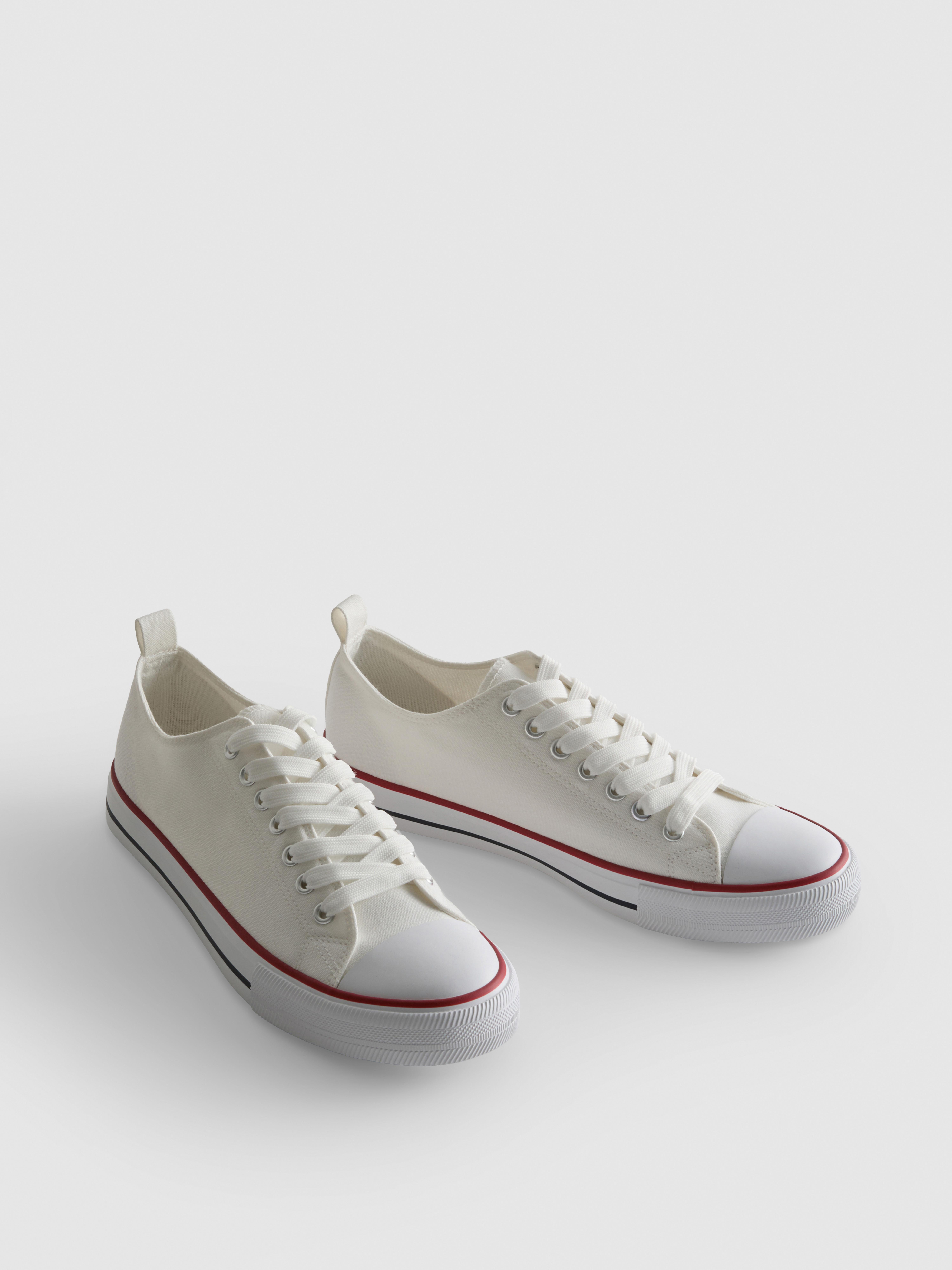 Canvas Low-Top Trainers