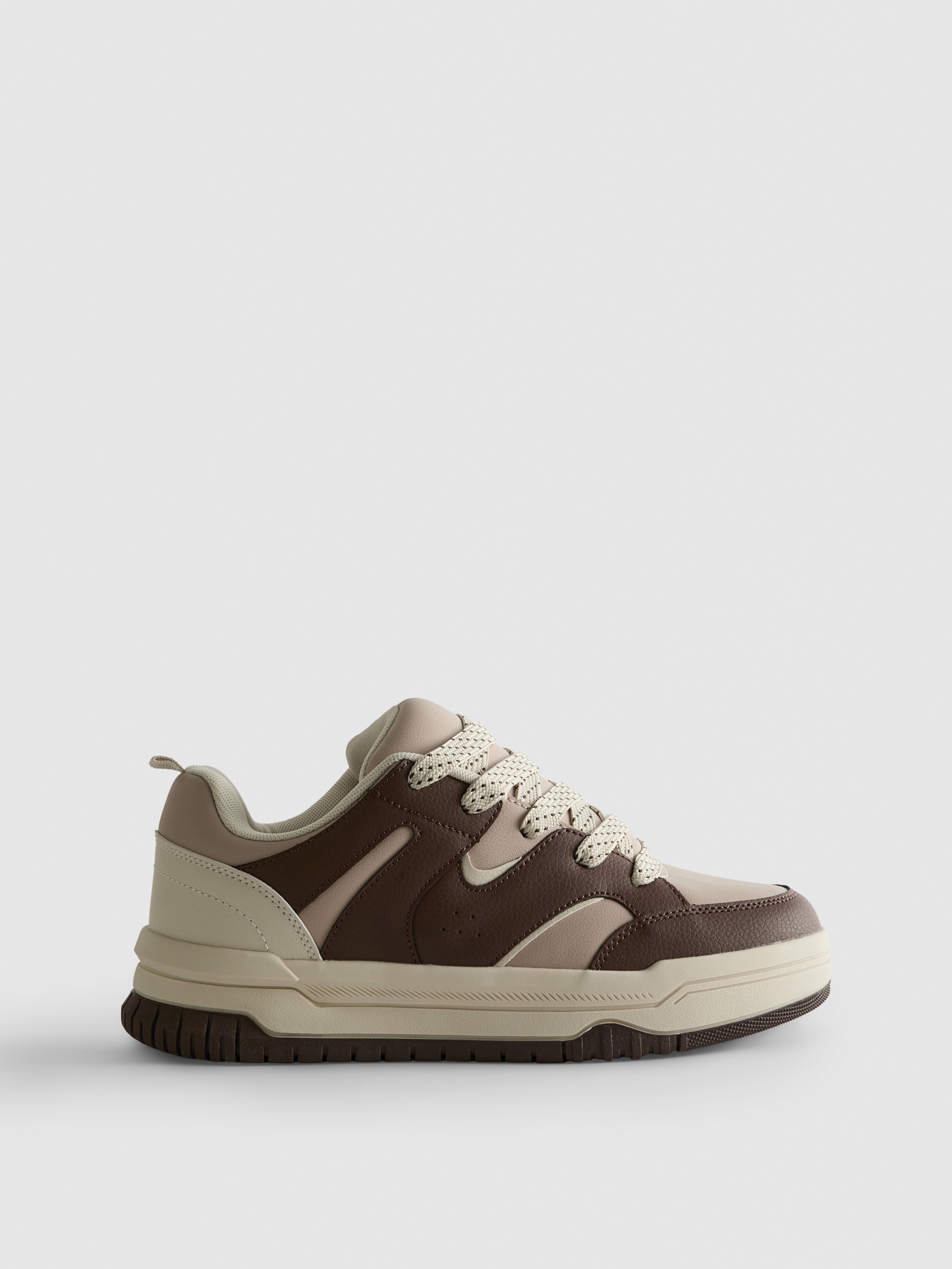 Zapatillas de skate gruesas de caña baja