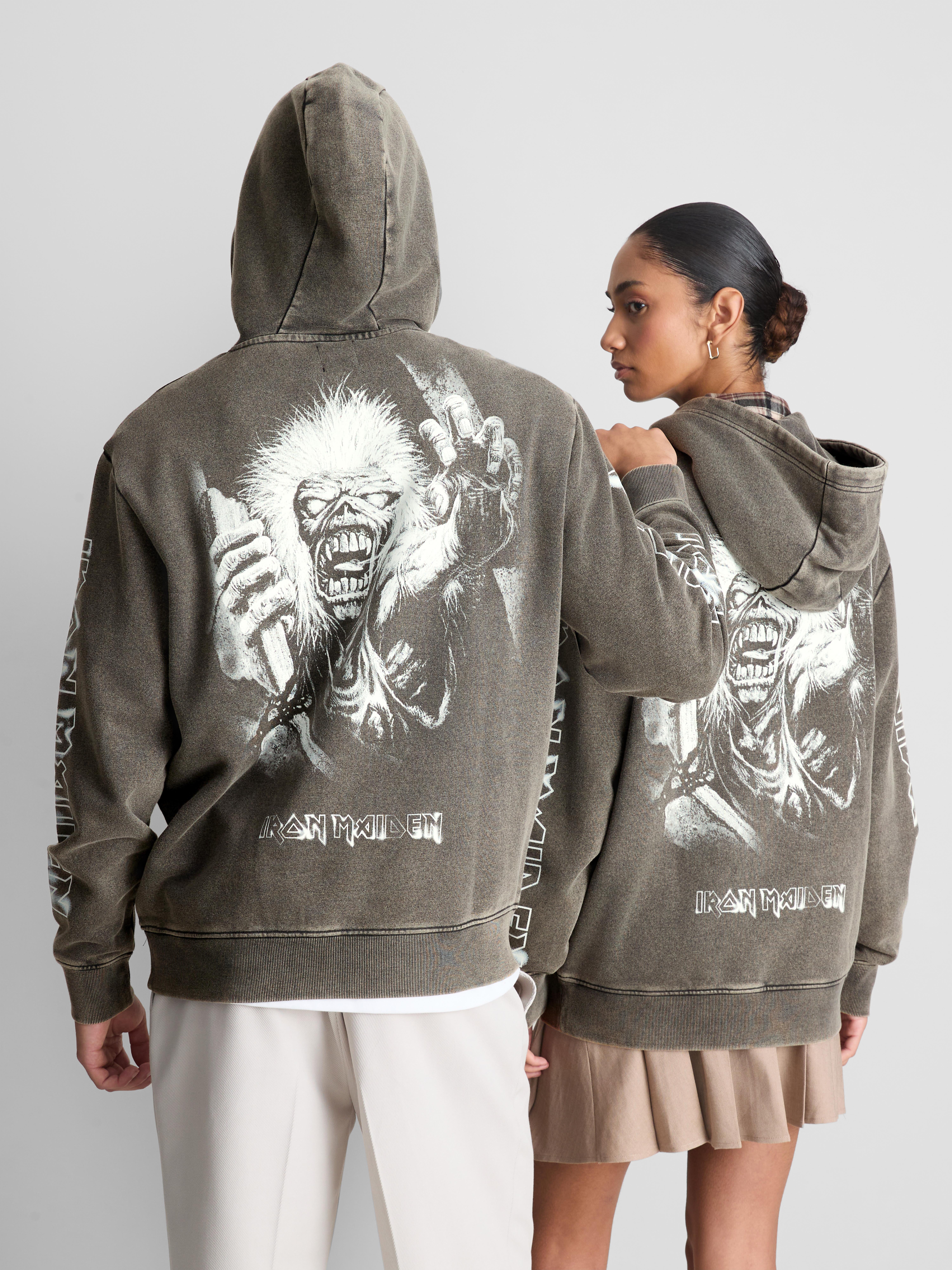 Sweat à capuche et motif Iron Maiden