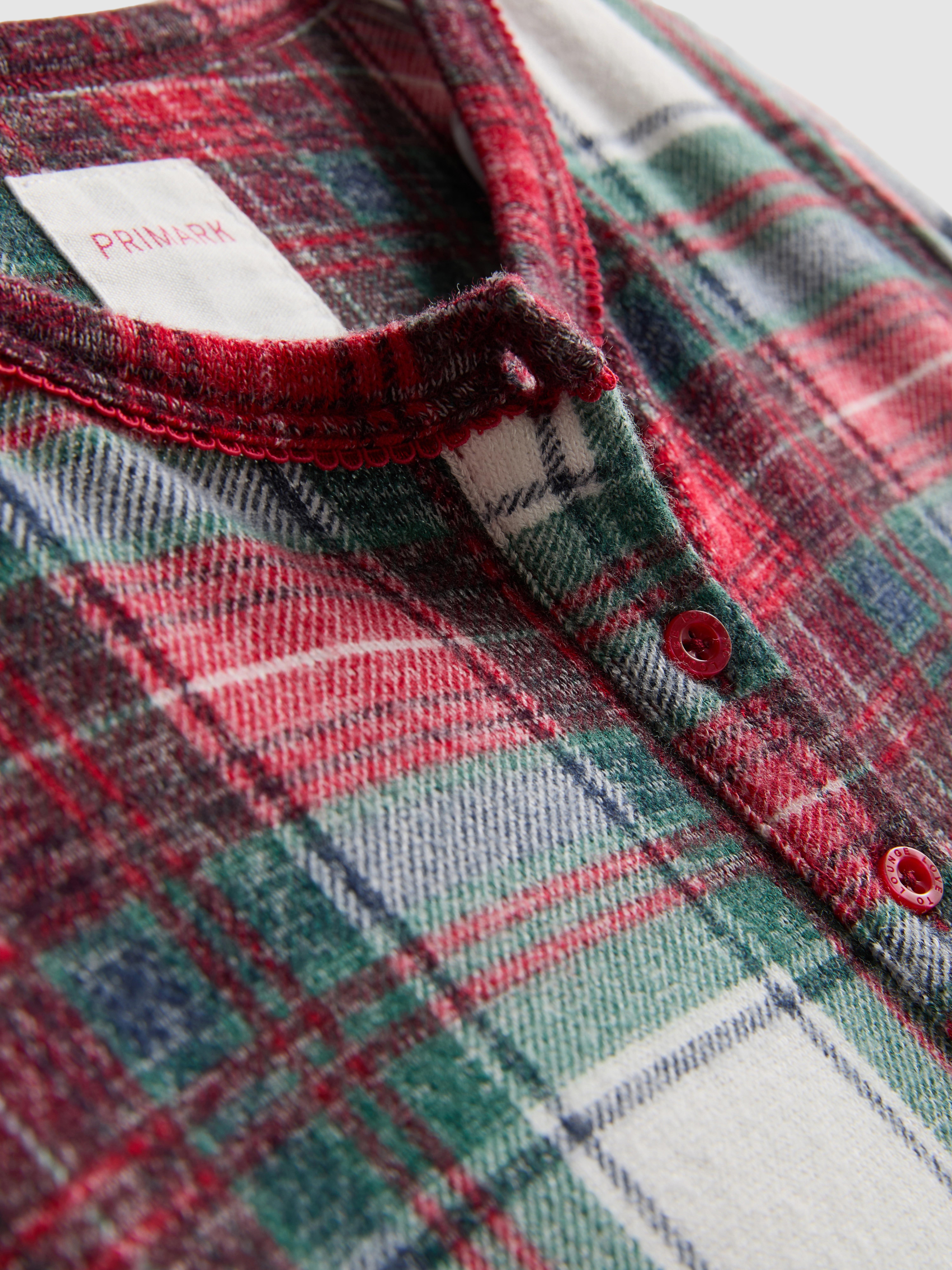 Love To Lounge Christmas Plaid Long-Sleeve Pajama Top