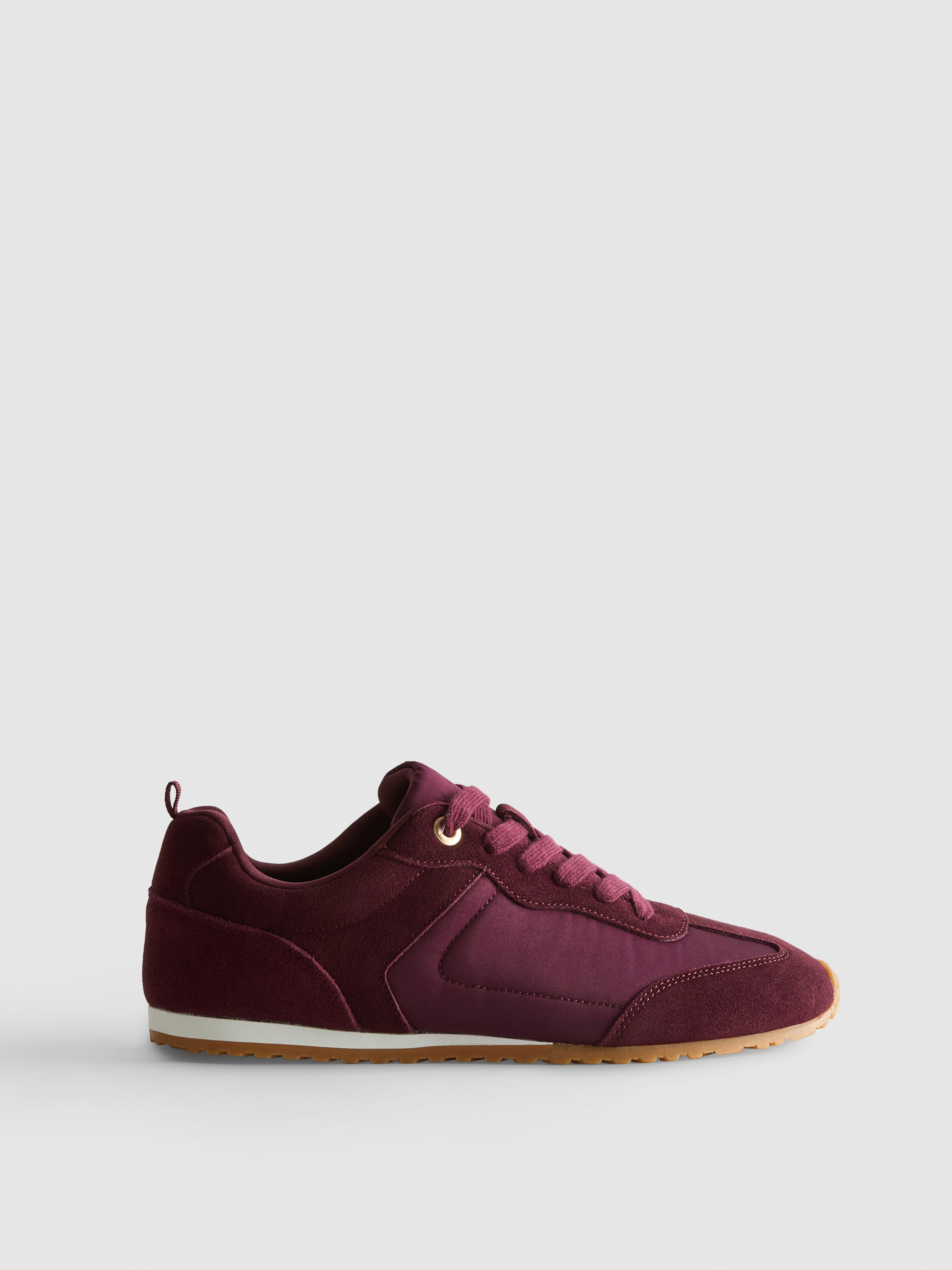 The Edit Low-Top Trainers