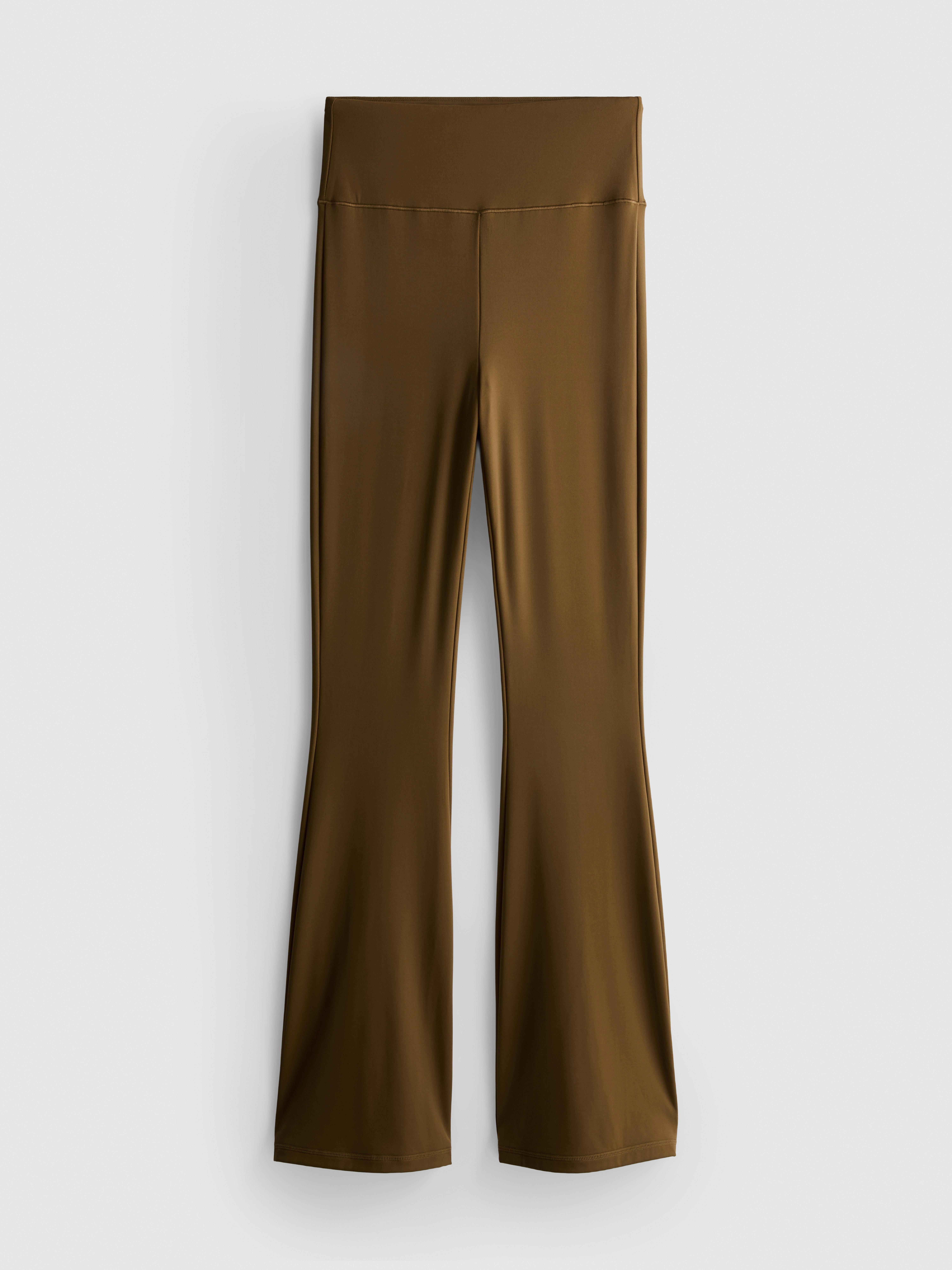 Buttery Soft Flared Active Leggings