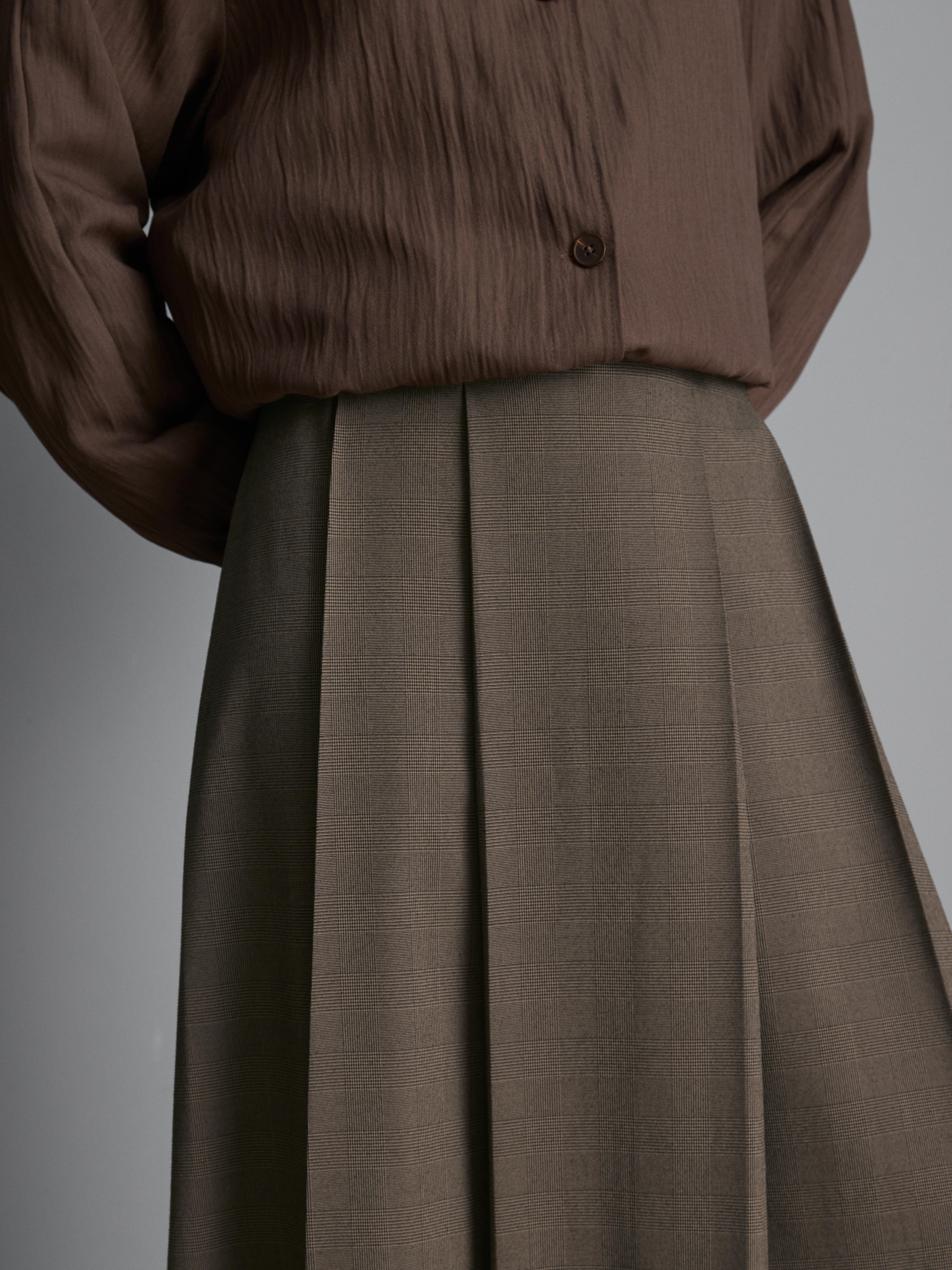 Houndstooth Pleated Midi Skirt