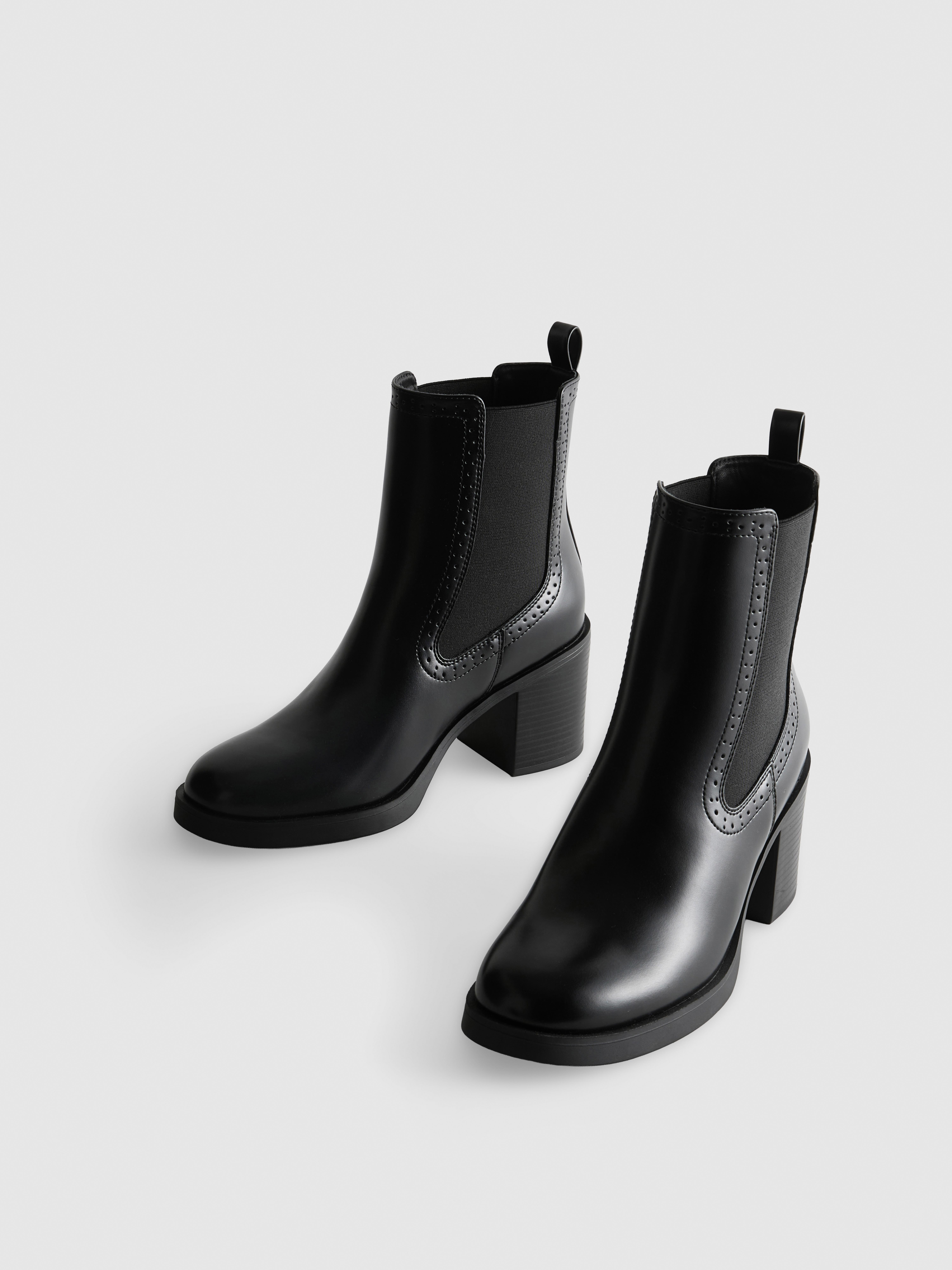 Block Heel Chelsea Boots