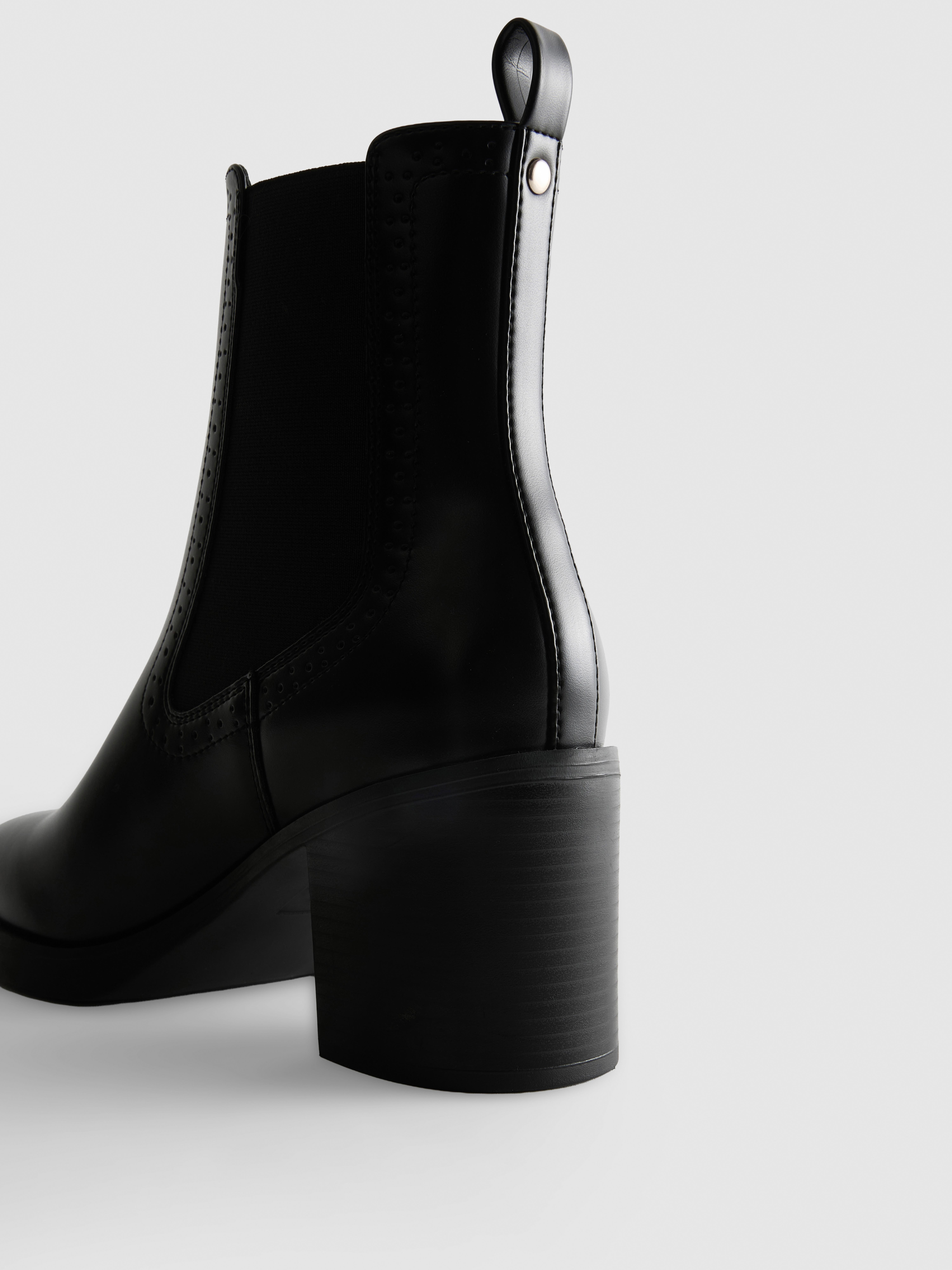 Block Heel Chelsea Boots